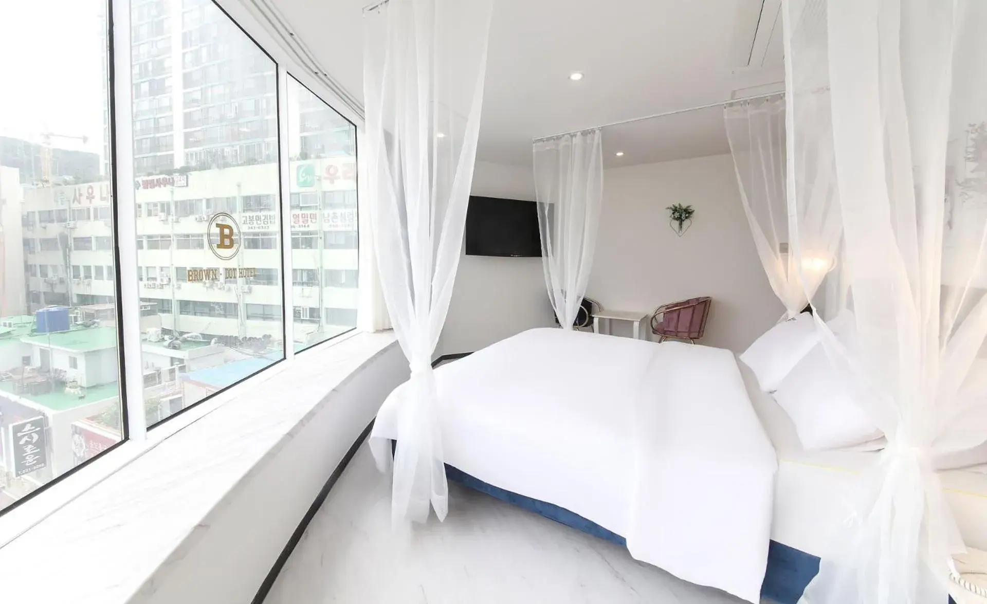 Bed in Brown-Dot Hotel Songdo Bed in Brown-Dot Hotel Songdo