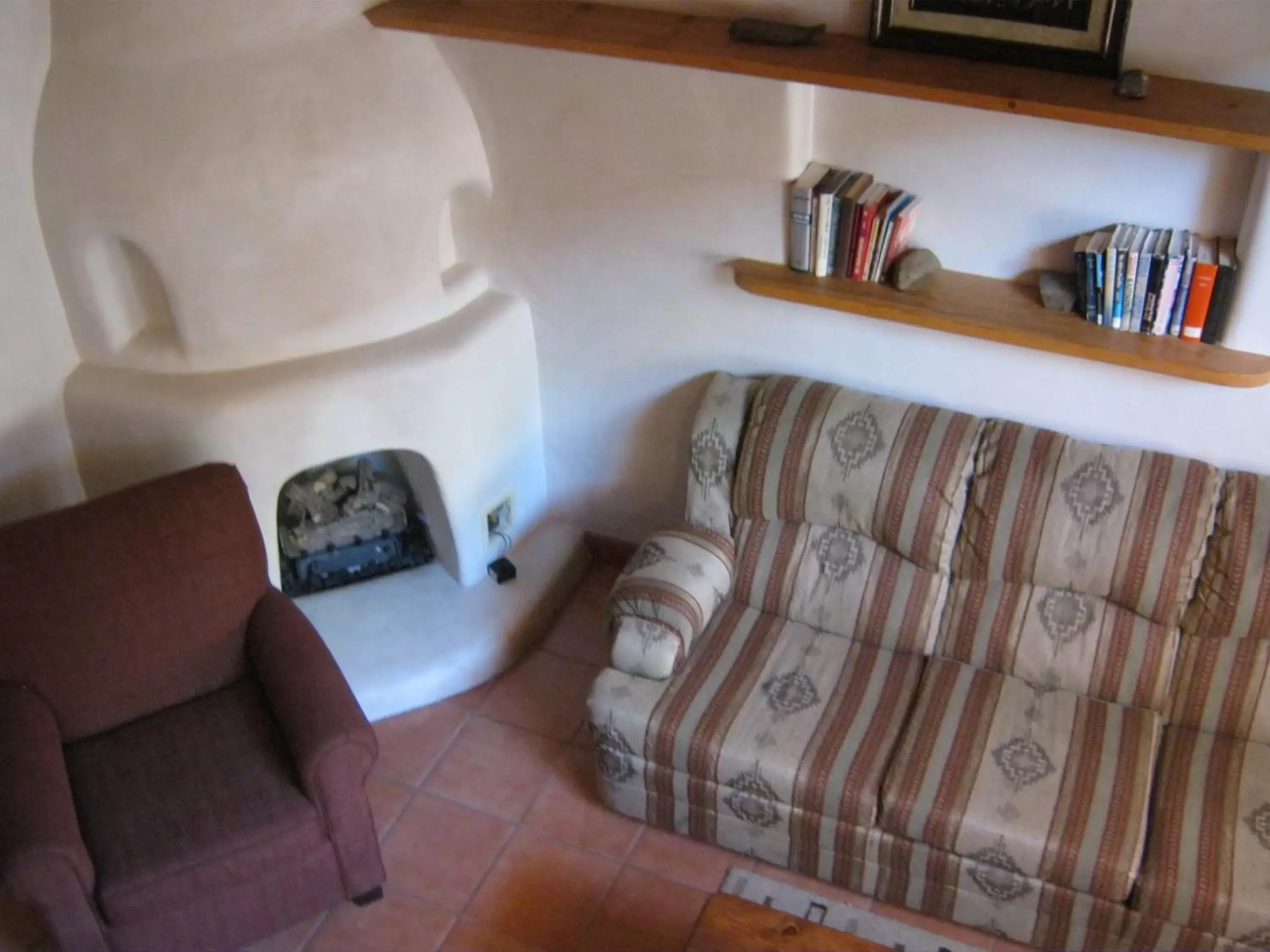 Living room, Seating Area in Shady Brook Inn Village/Resort