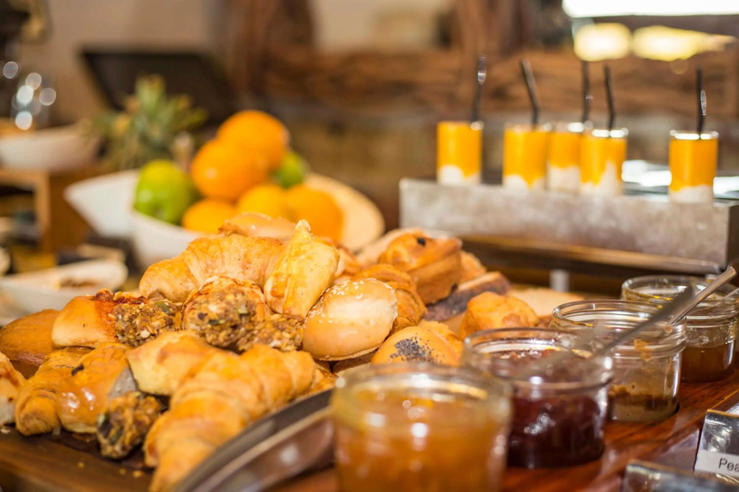 Breakfast in Victoria Falls Safari Club