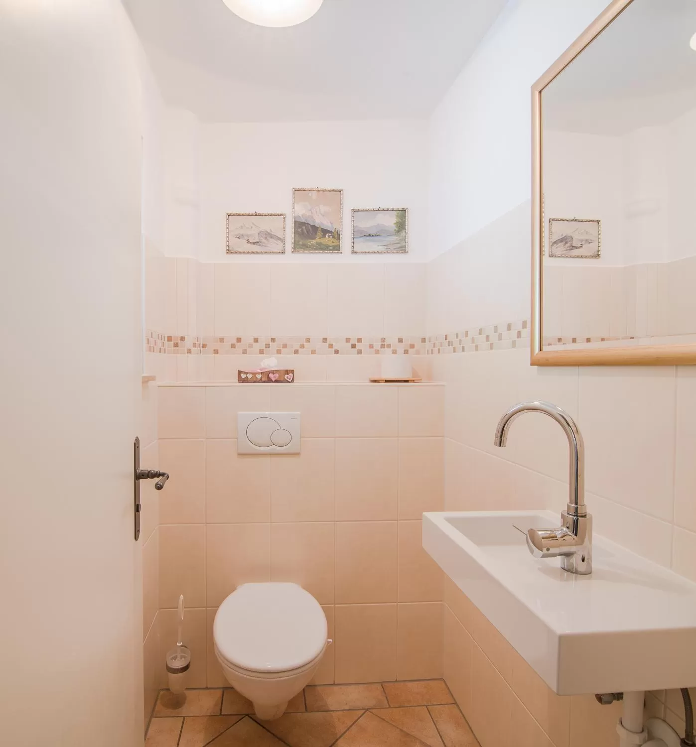 Toilet in Berggasthof Butzn Wirt