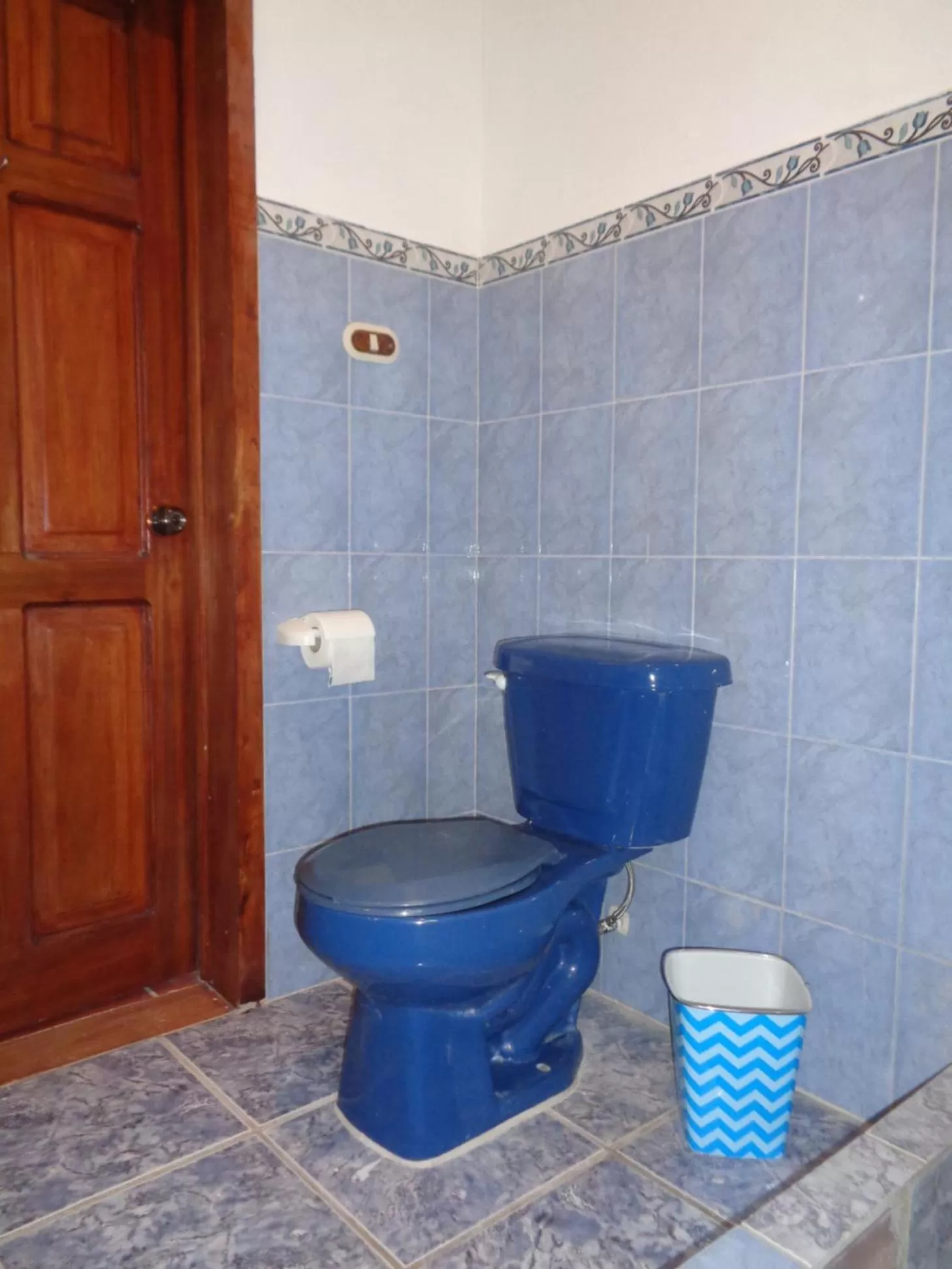 Toilet in Livingston Resort Hotel