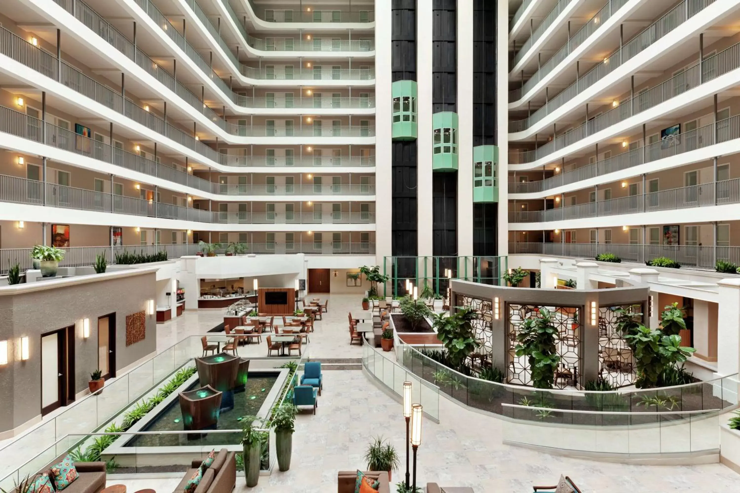 Lobby or reception in Embassy Suites by Hilton Santa Ana Orange County Airport