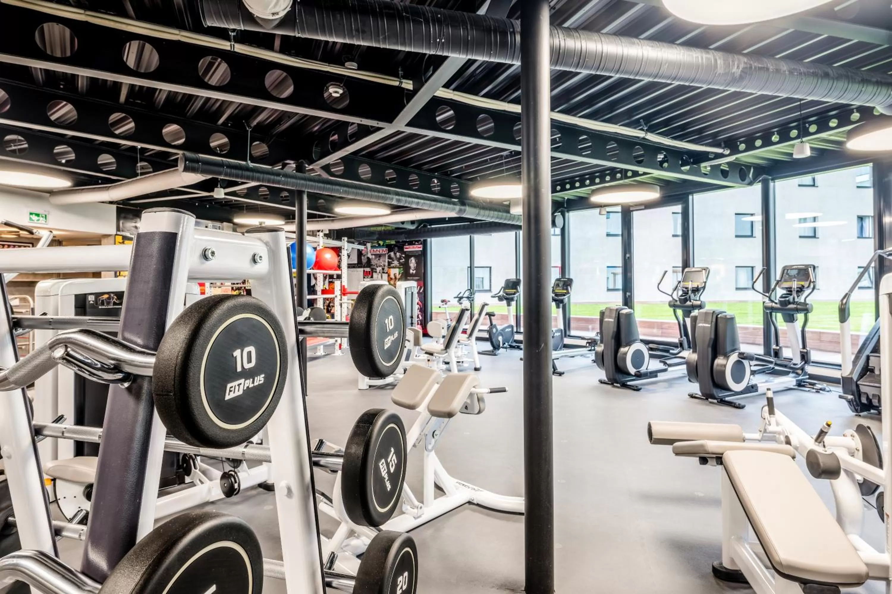 Fitness centre/facilities in Park Inn by Radisson Danube Bratislava