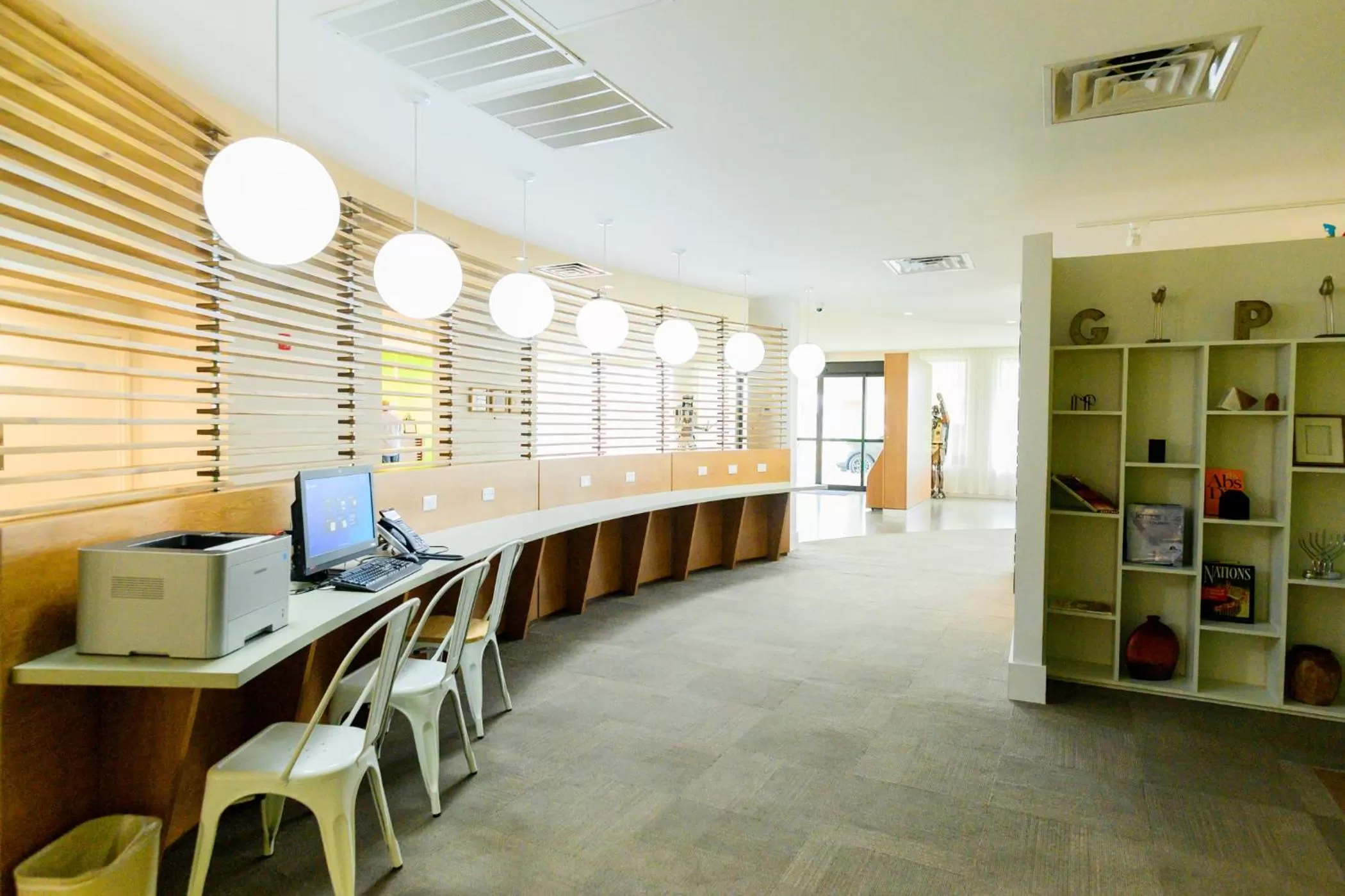 Business facilities in Hotel Room Near Disney 4 People