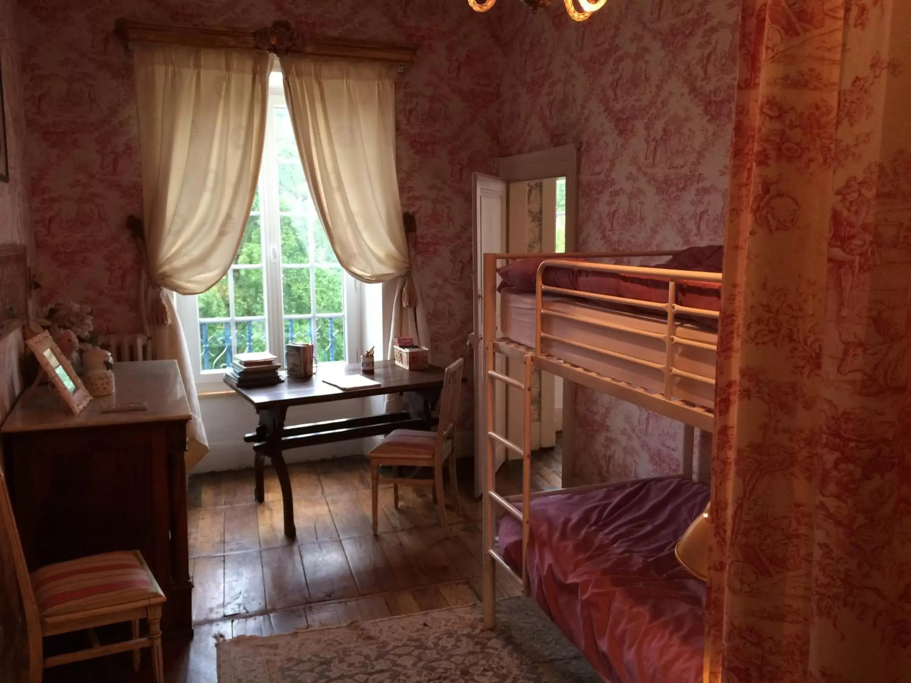 Seating Area in Château de la Chabroulie