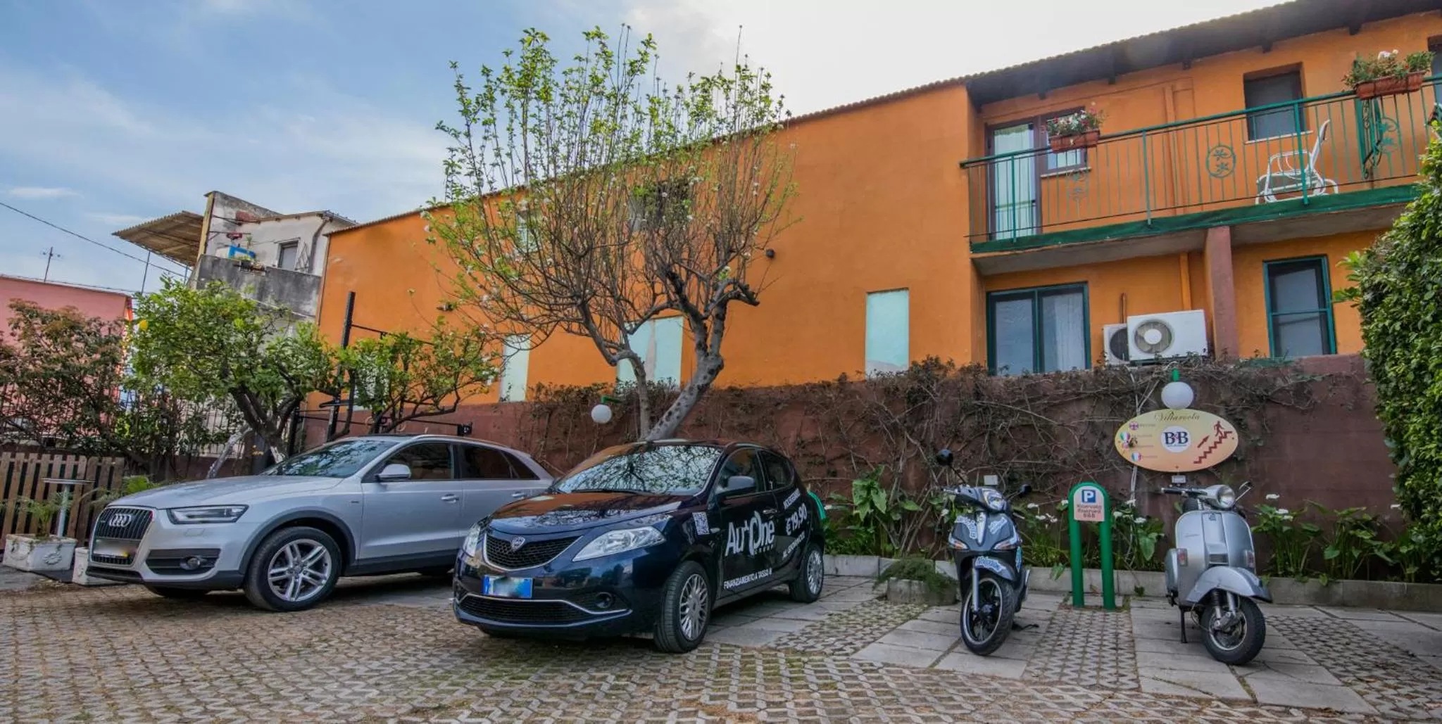 Garden in Villa Rocla guest house Pompei