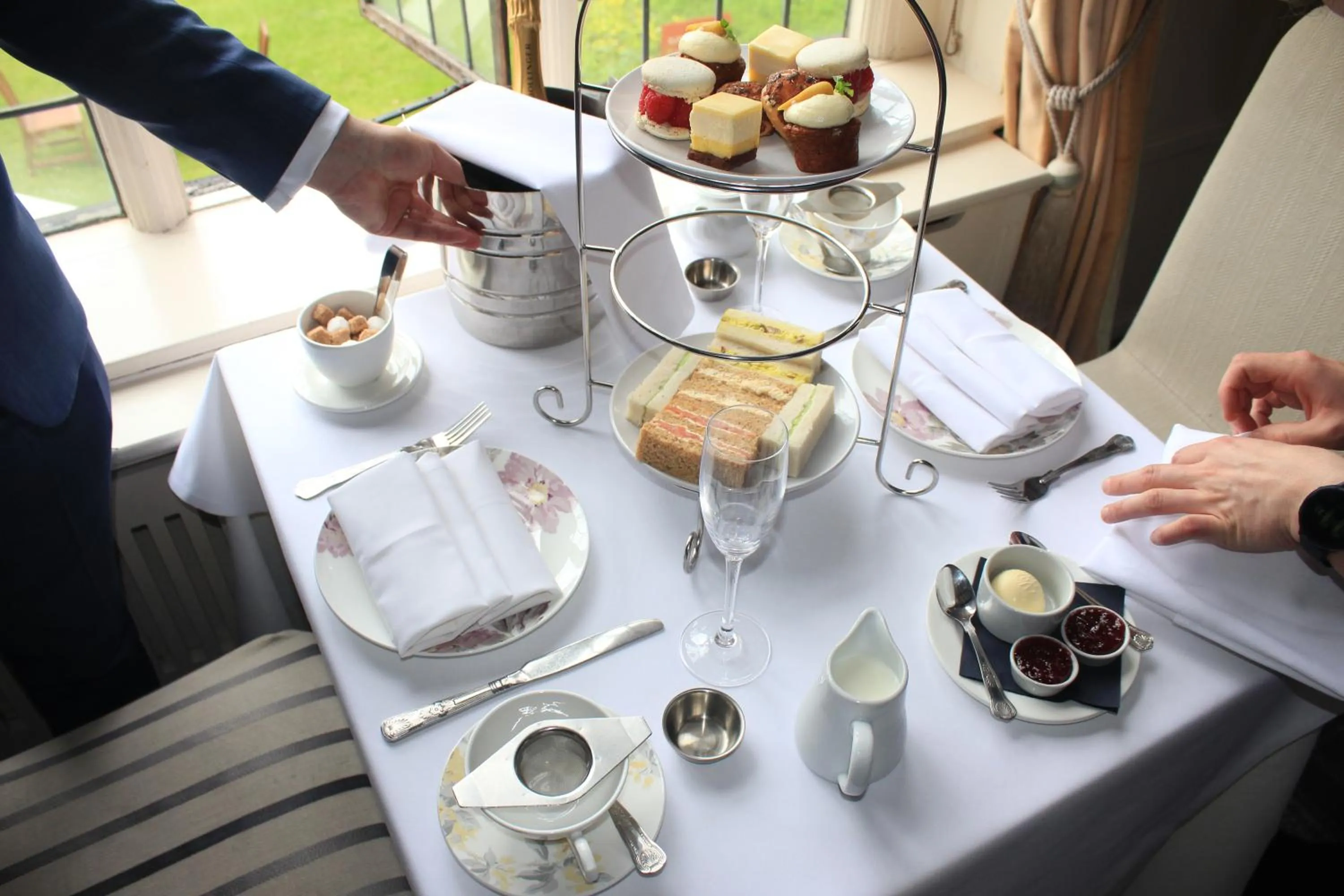 Food in The Manor Elstree