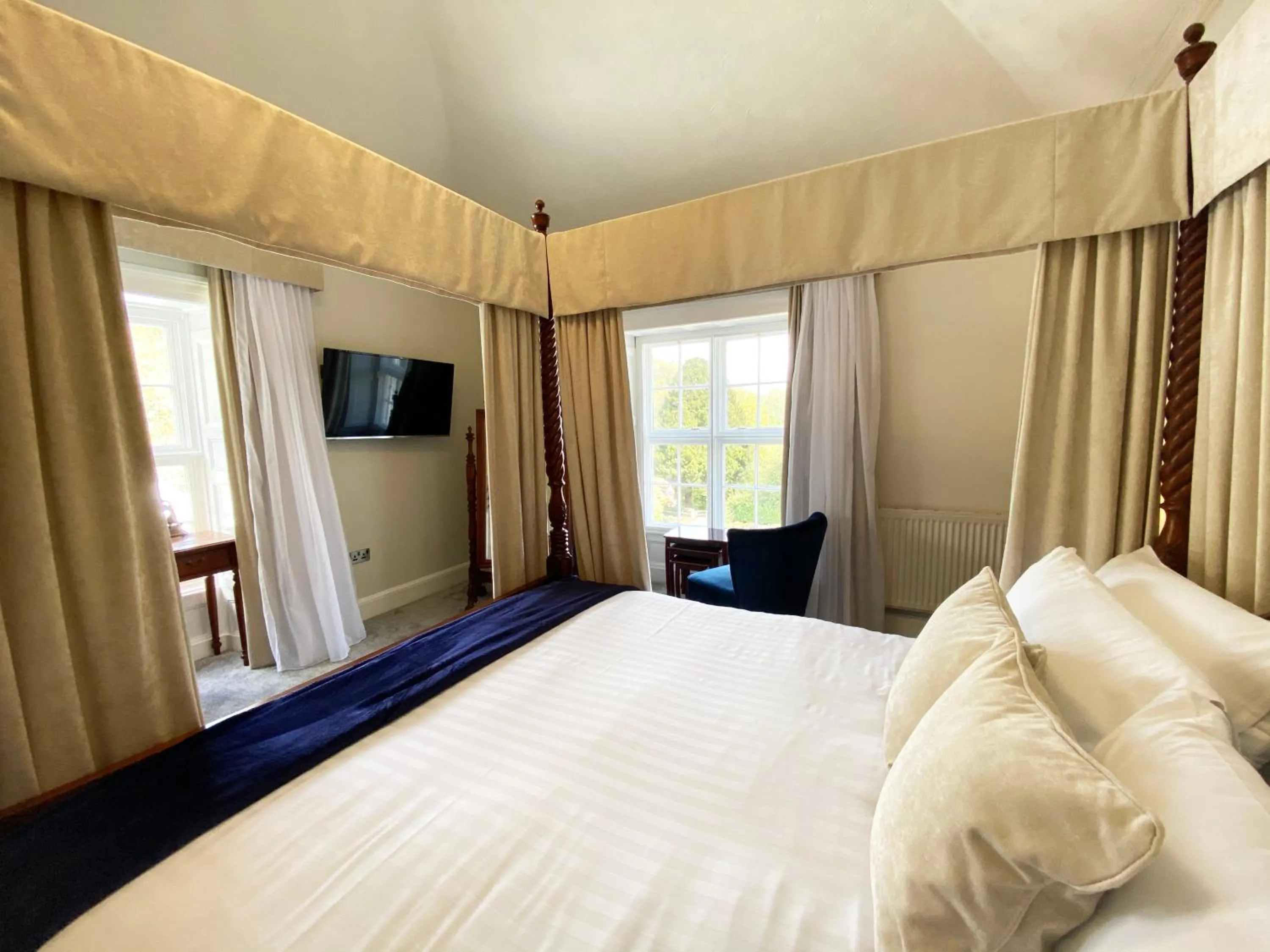 Bed in Aberdunant Hall