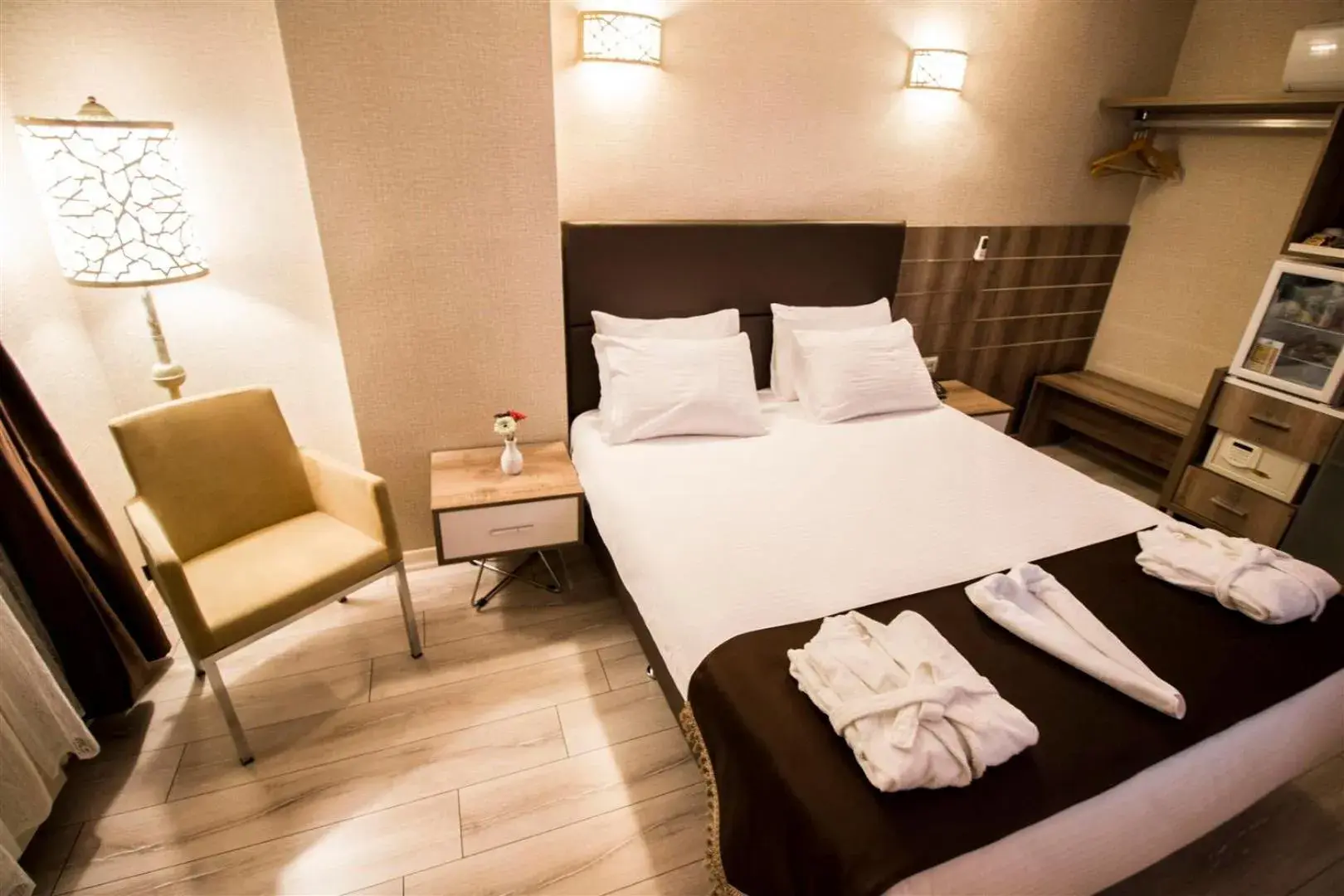 Bed in HOTEL BUSİNESS HAN