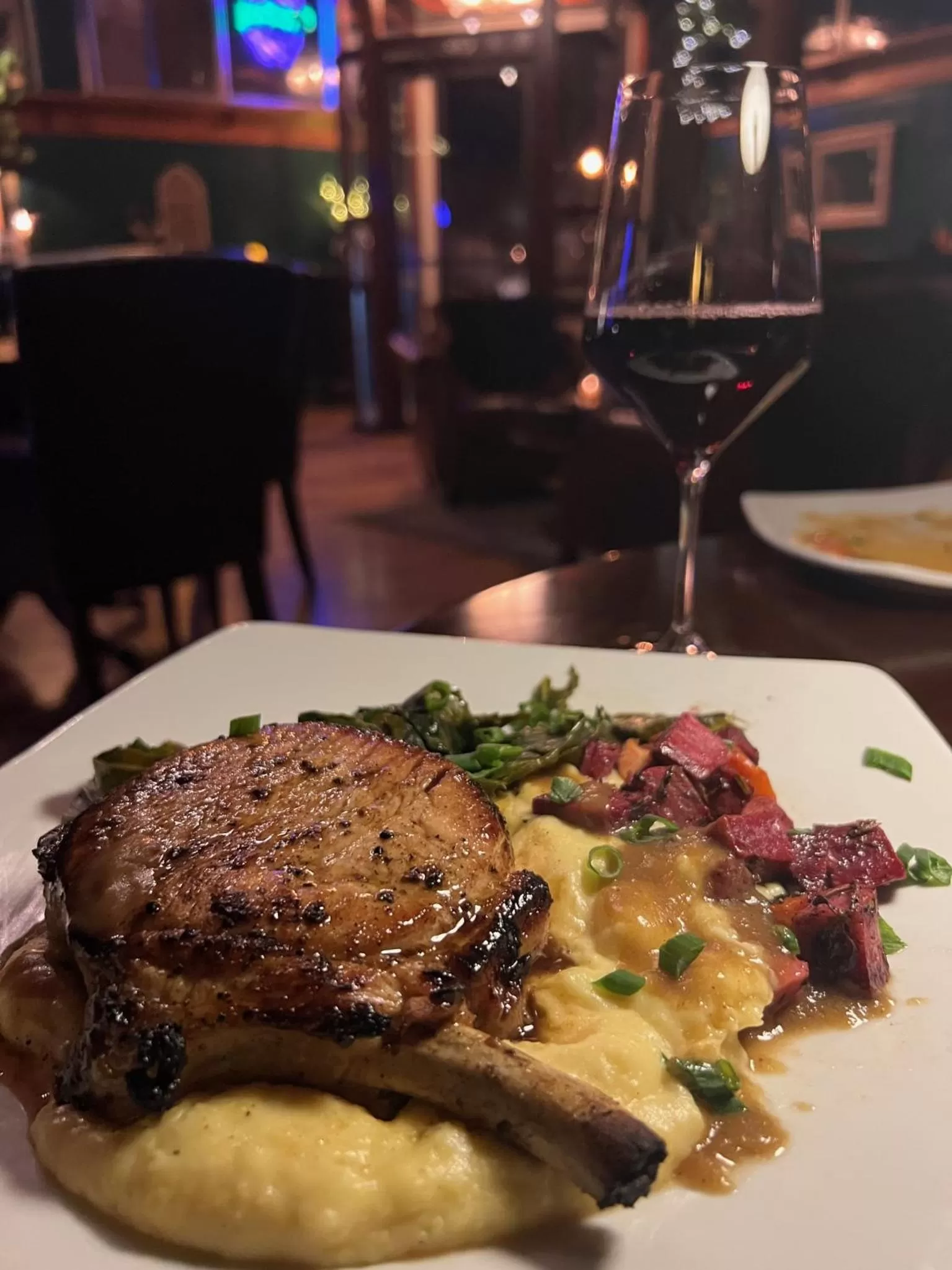 Restaurant/places to eat in The Inn at 2nd & C