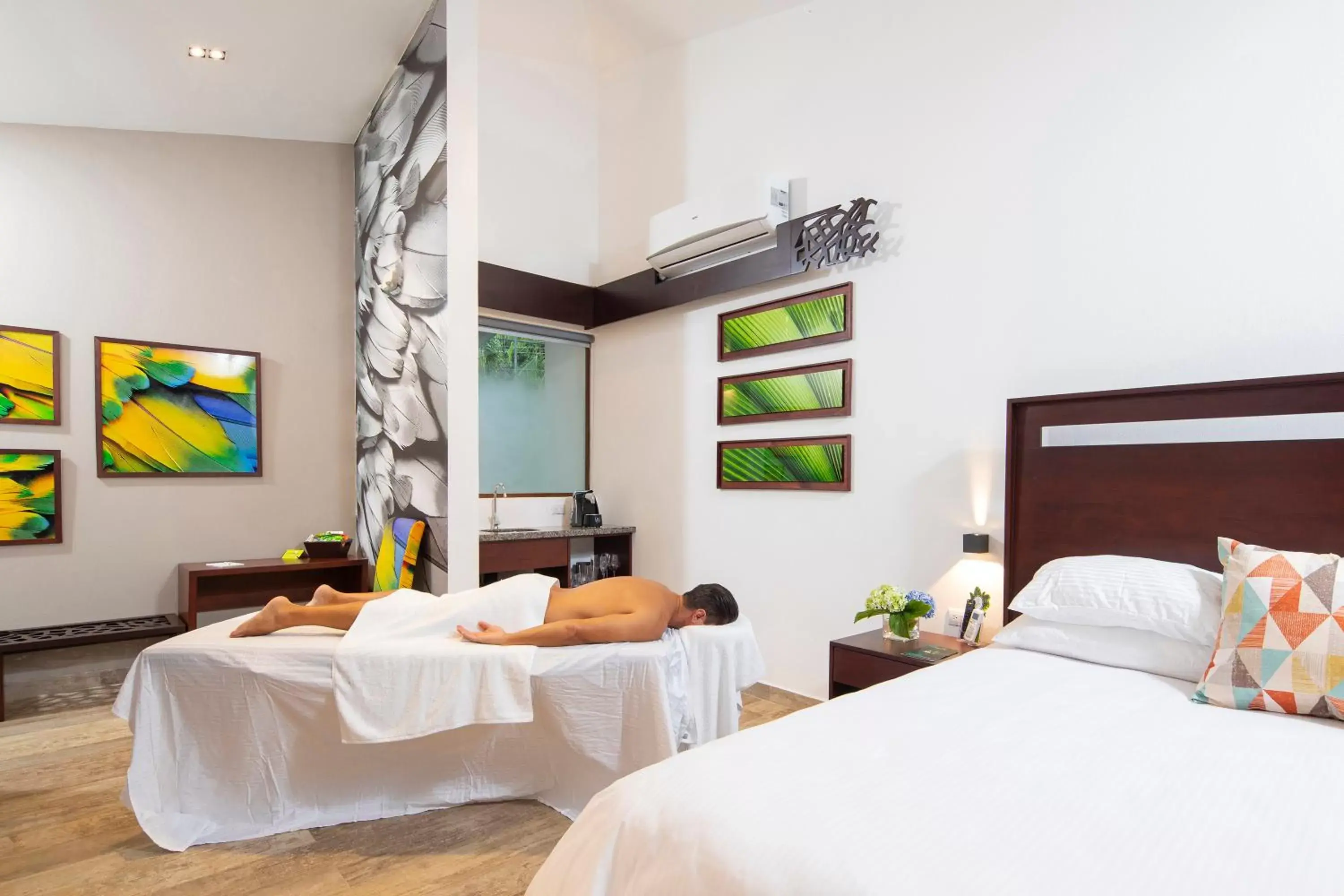 Bed in Pumilio Mountain & Ocean Hotel