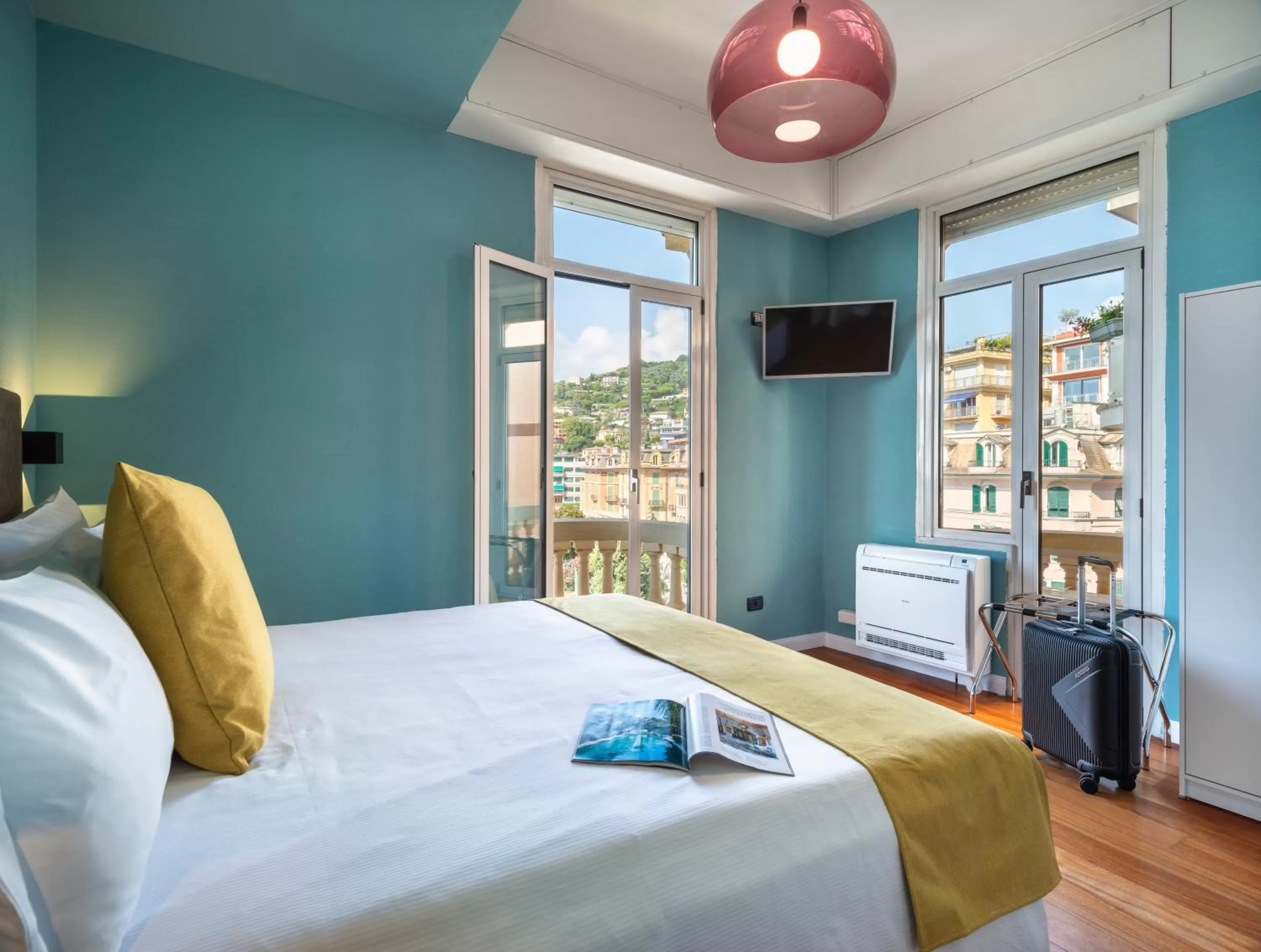 Bed in Rosabianca Boutique Hotel