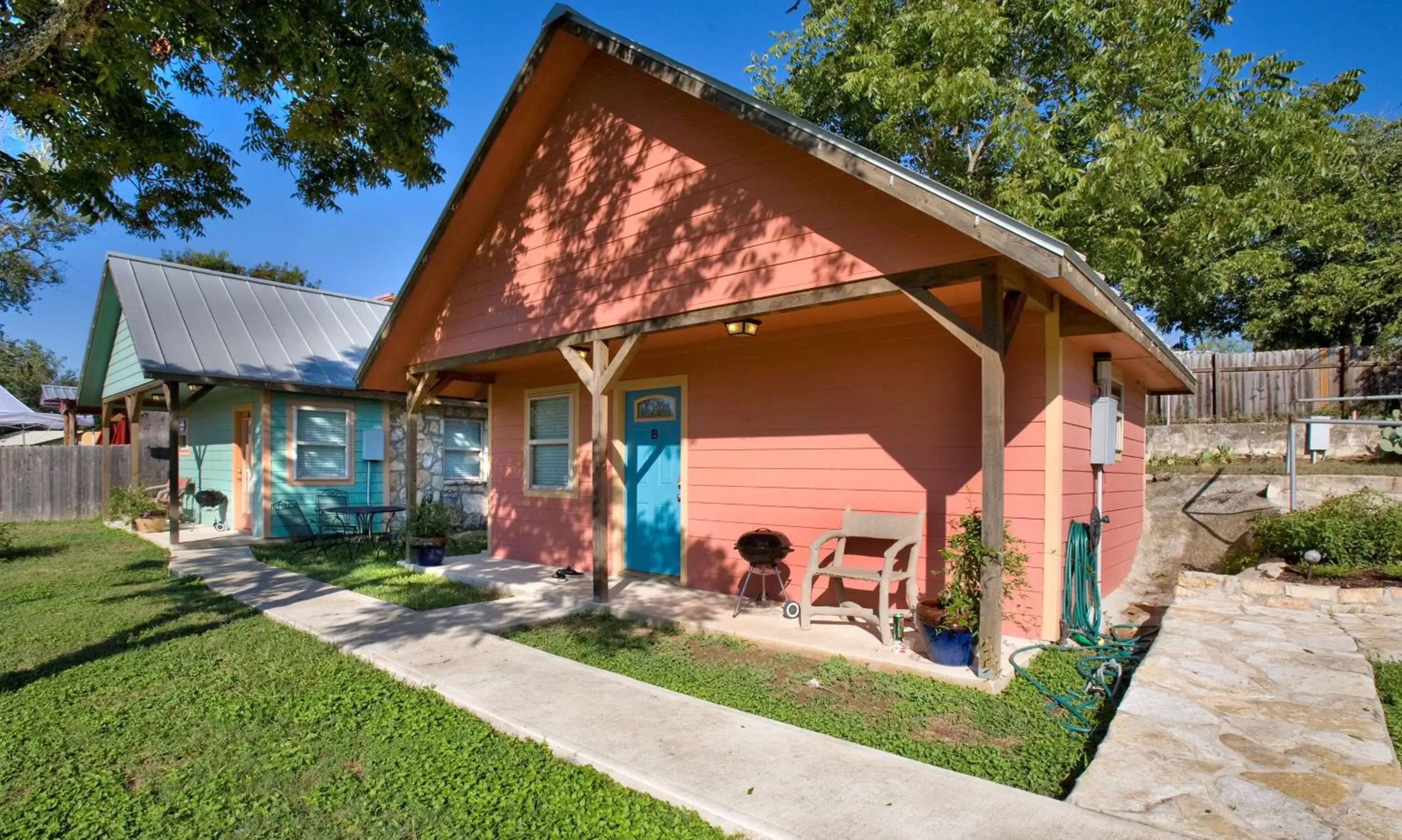 Property Building in Blanco Riverside Cottages