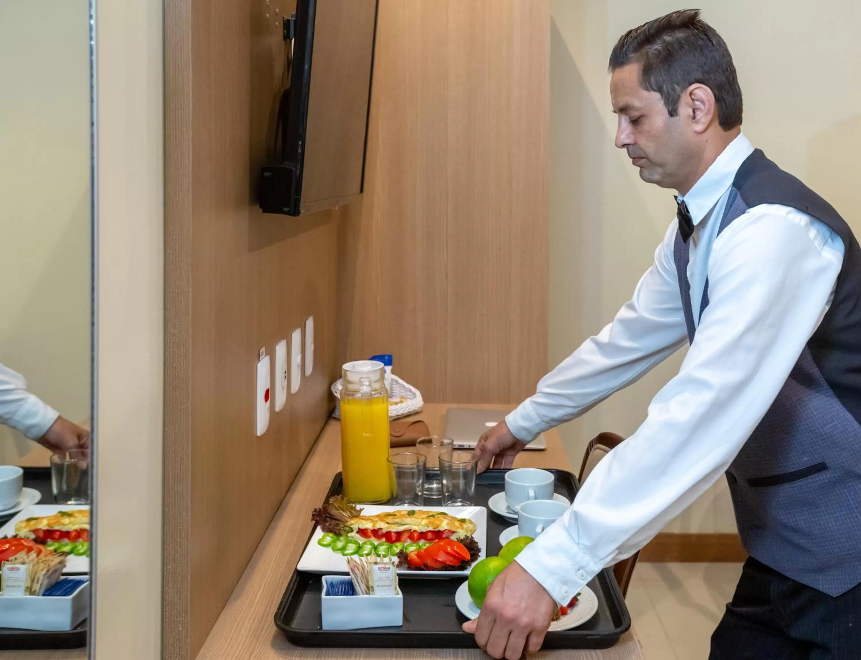 Staff in Rio Aeroporto Hotel Galeão