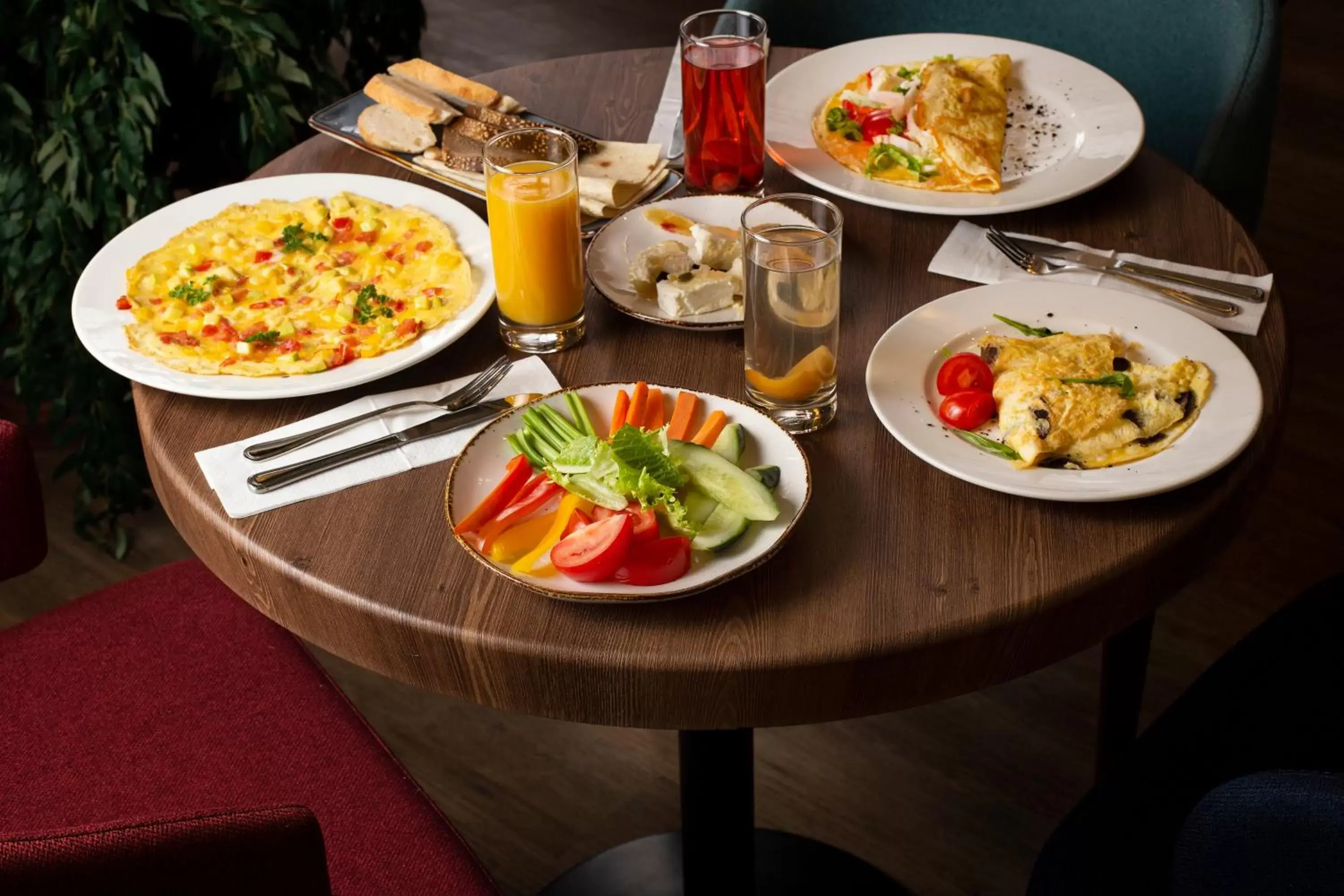 Buffet breakfast, Lunch and Dinner in North Avenue by Stellar Hotels, Yerevan