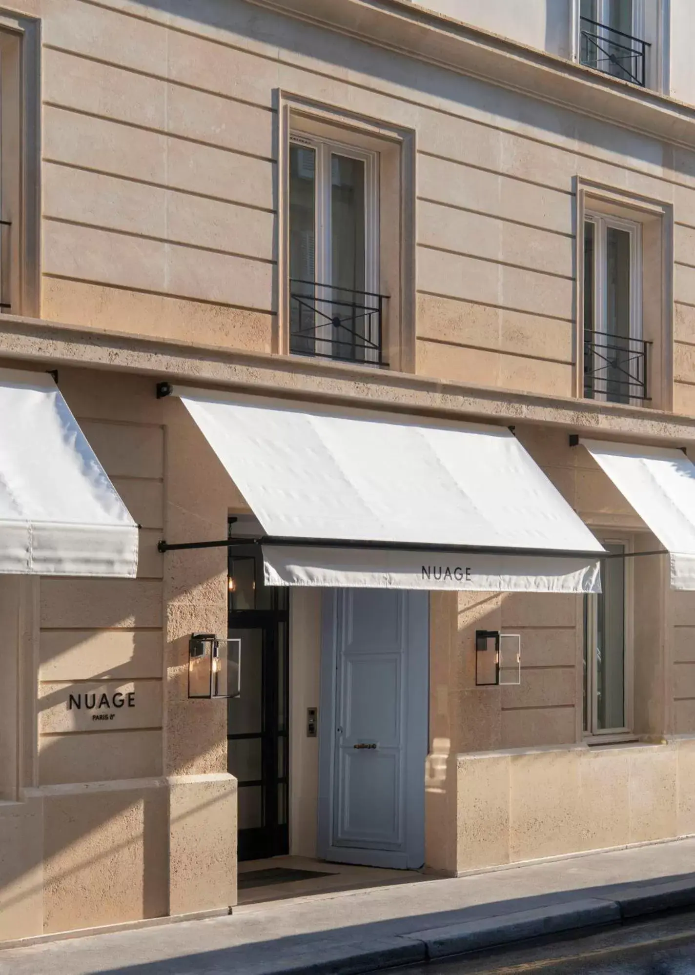 Facade/entrance in Nuage Facade/entrance in Nuage