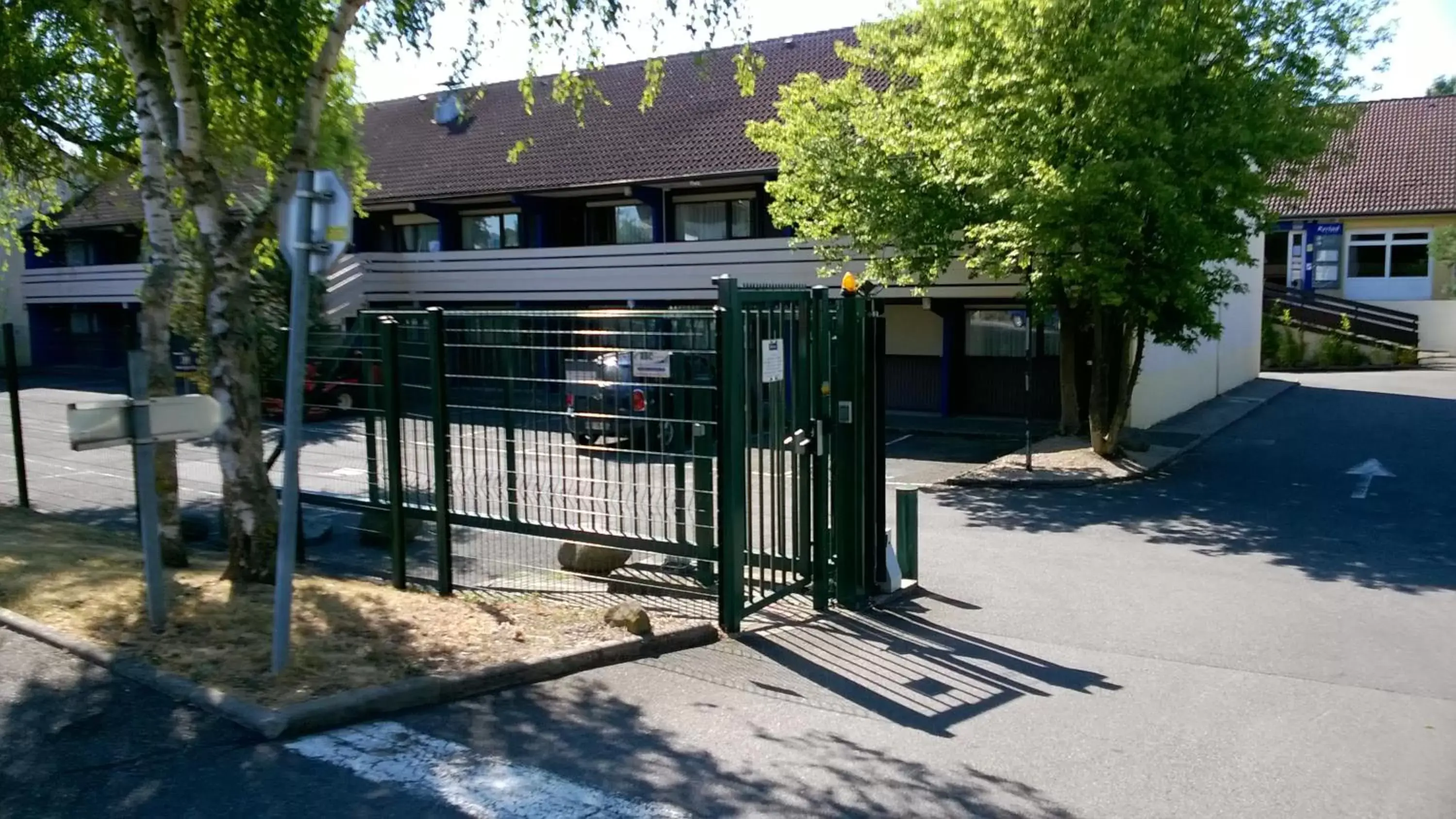 Facade/entrance in Kyriad Mulhouse Est - Lutterbach Facade/entrance in Kyriad Mulhouse Est - Lutterbach