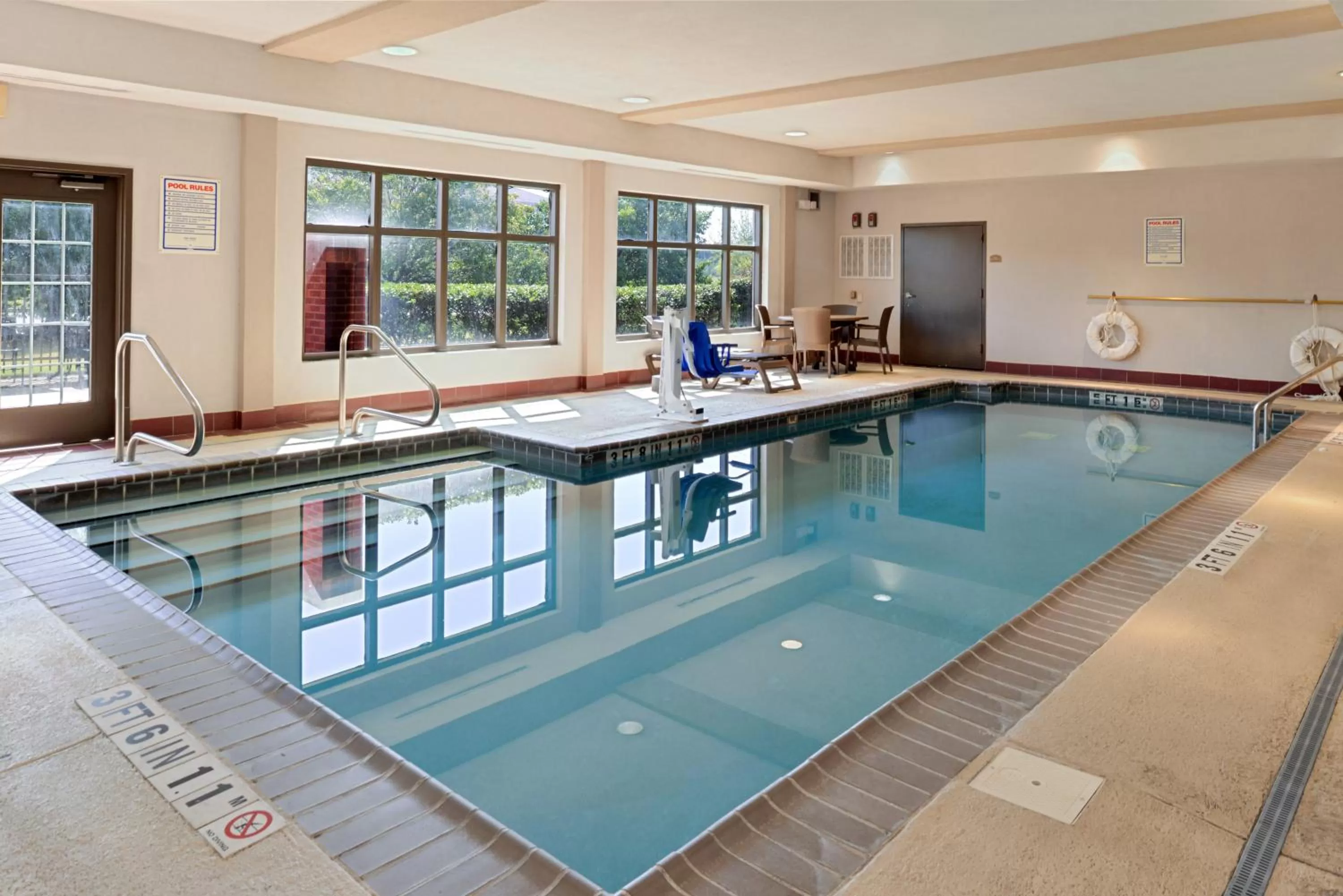 Swimming pool in Baymont by Wyndham Bessemer