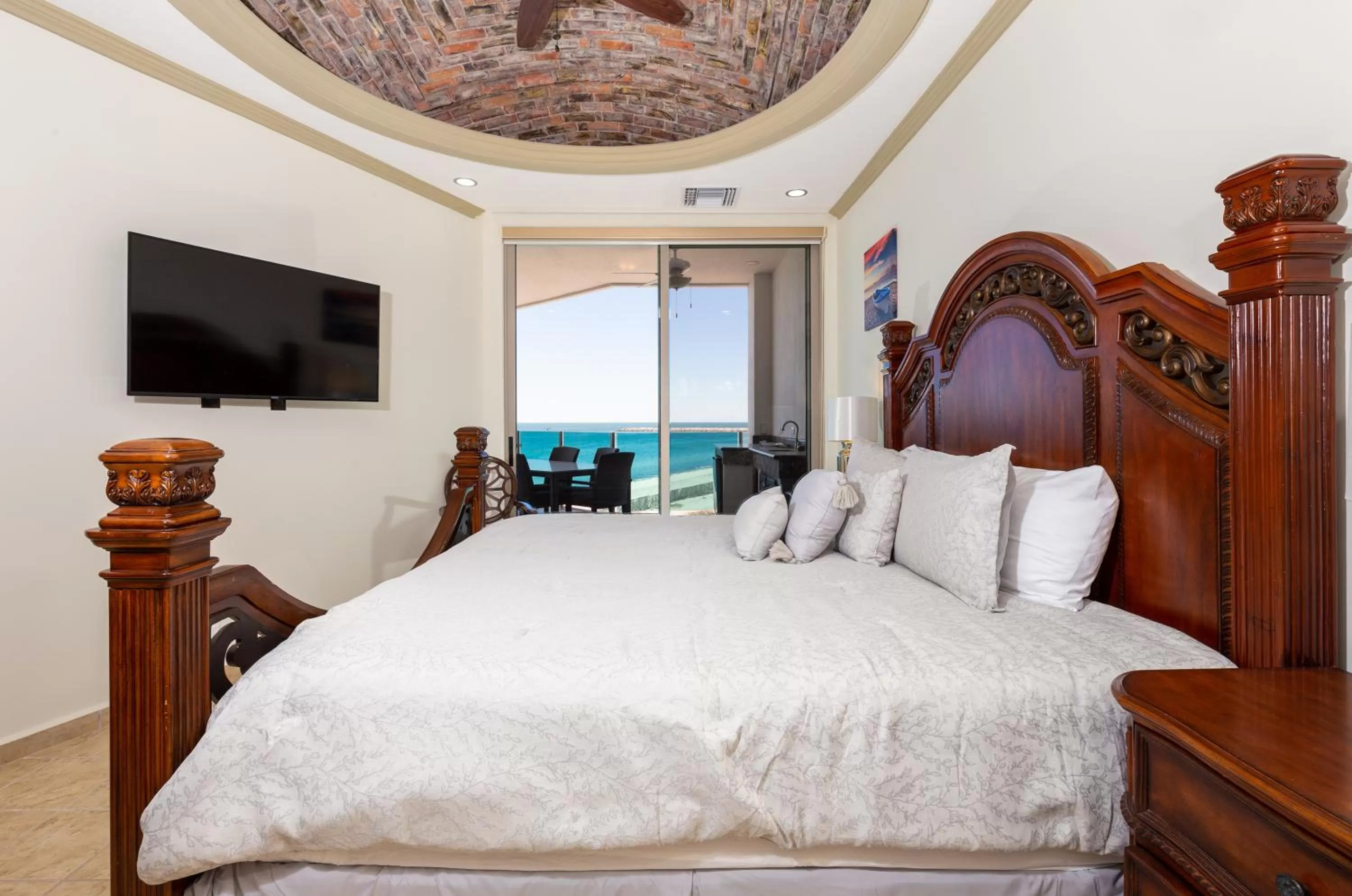 Bed in Esmeralda Beach Resort