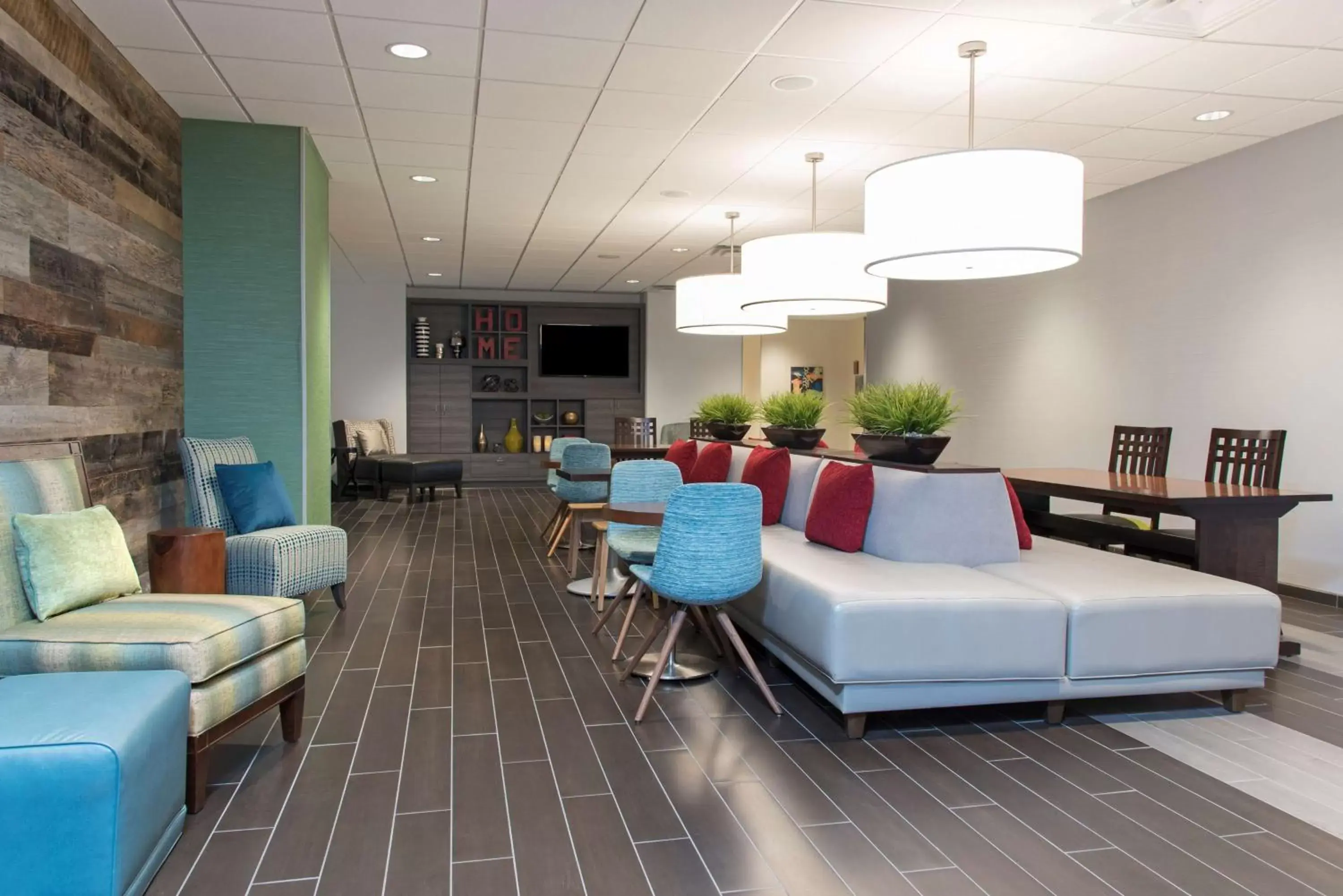 Lobby or reception, Seating Area in Home2 Suites by Hilton Indianapolis Downtown