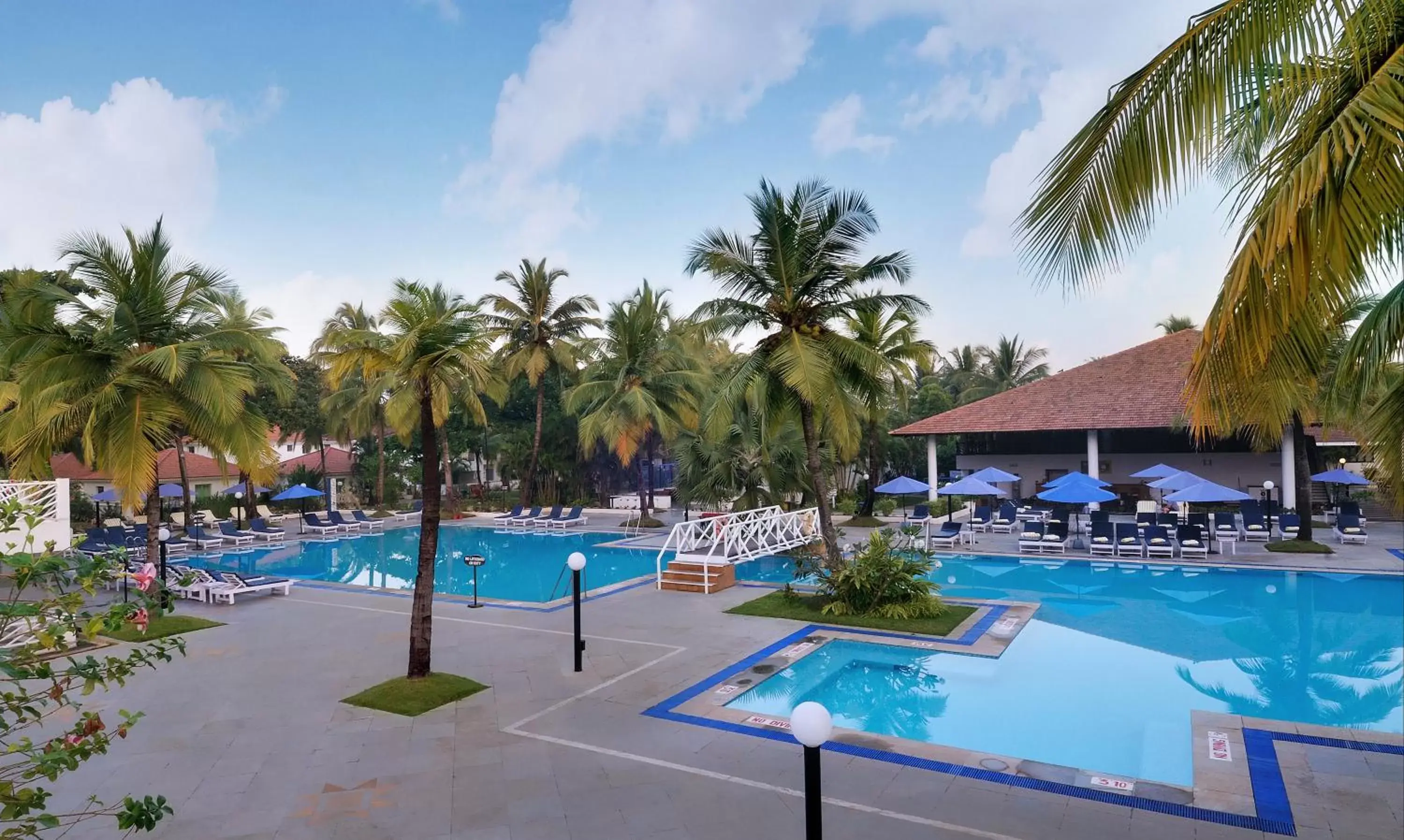 Facade/entrance, Swimming Pool in Novotel Goa Dona Sylvia Resort