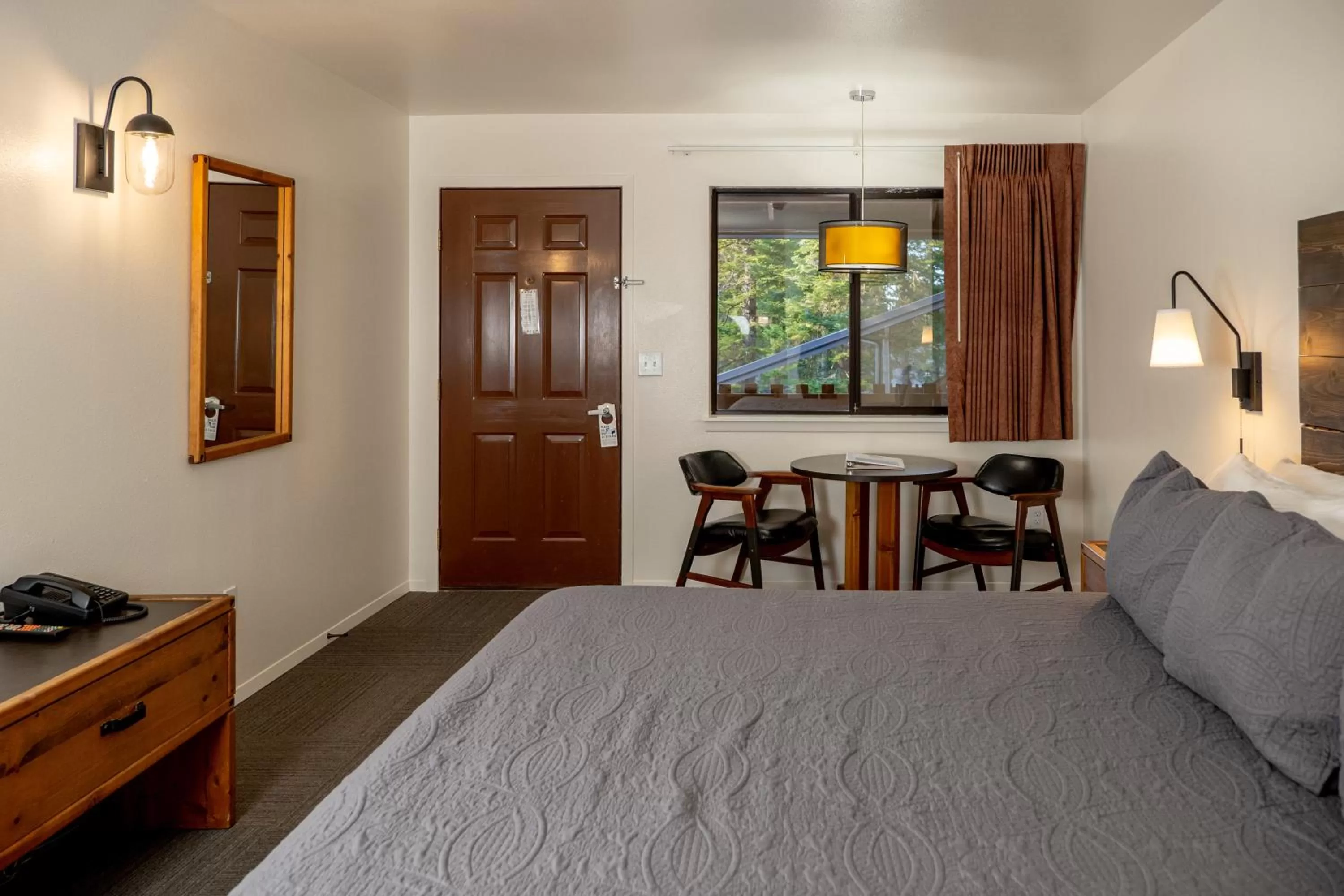 Bed in Eagle Cap Chalets