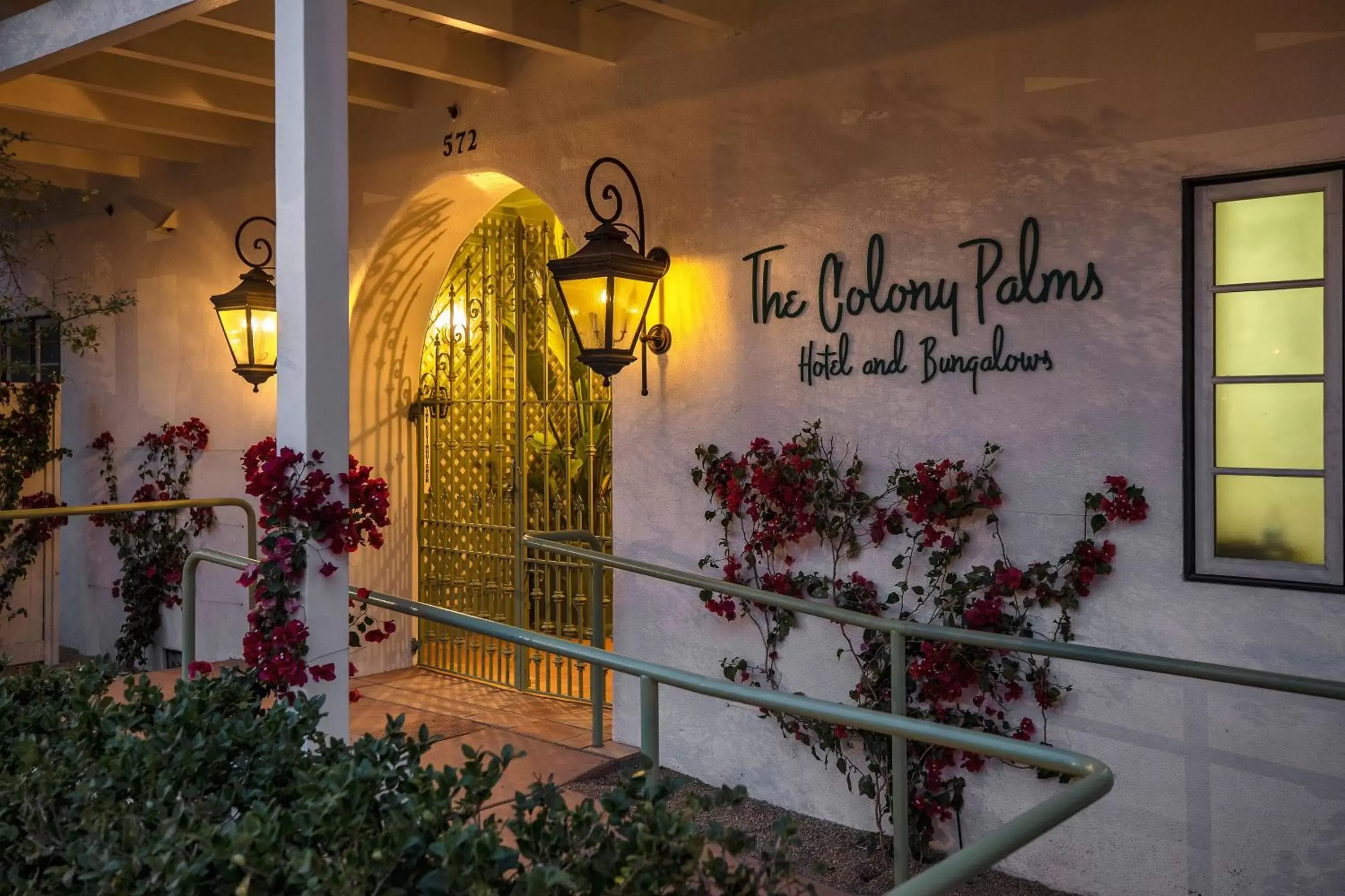 The Colony Palms Hotel and Bungalows - Adults Only