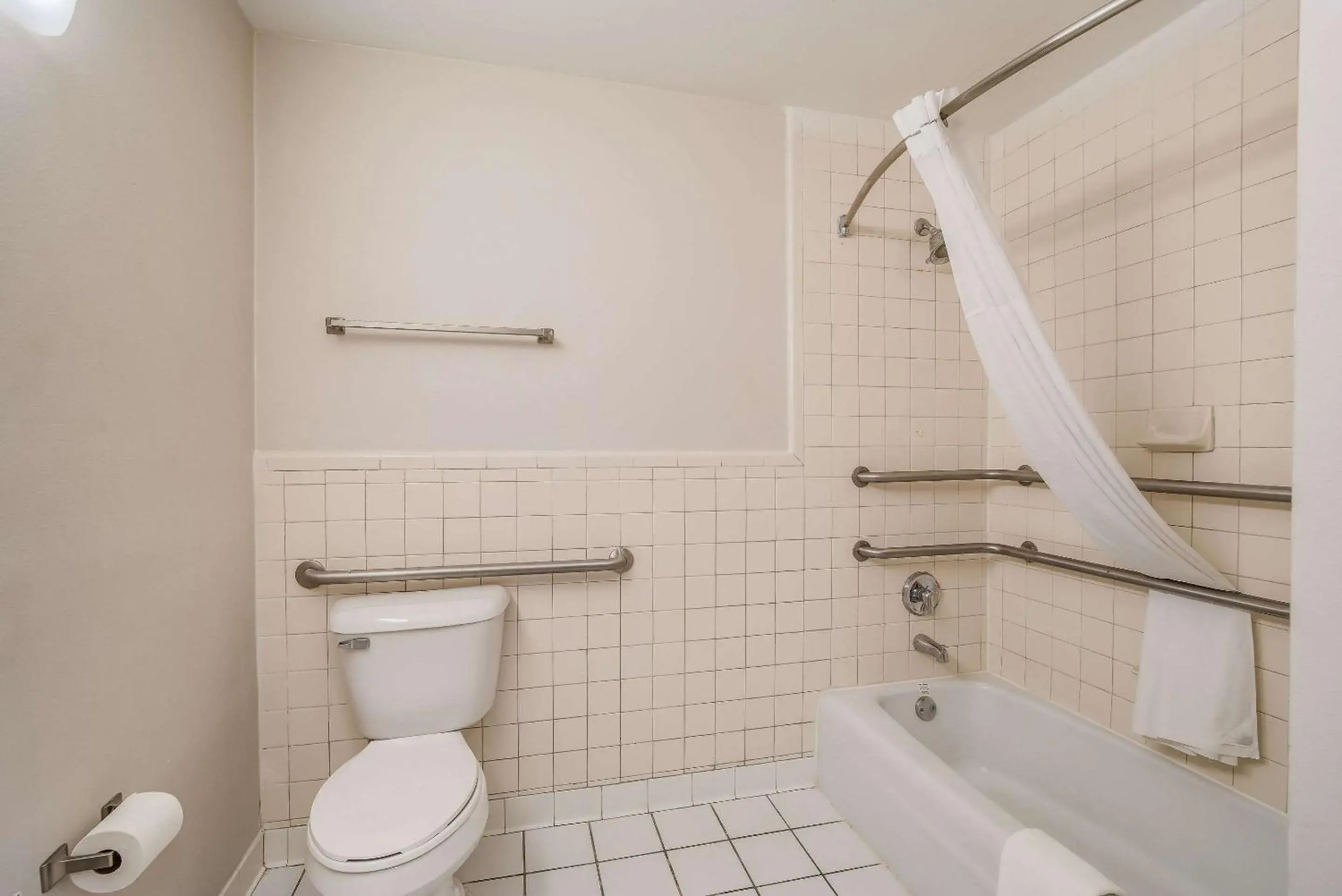 Bathroom in Clarion Inn & Suites
