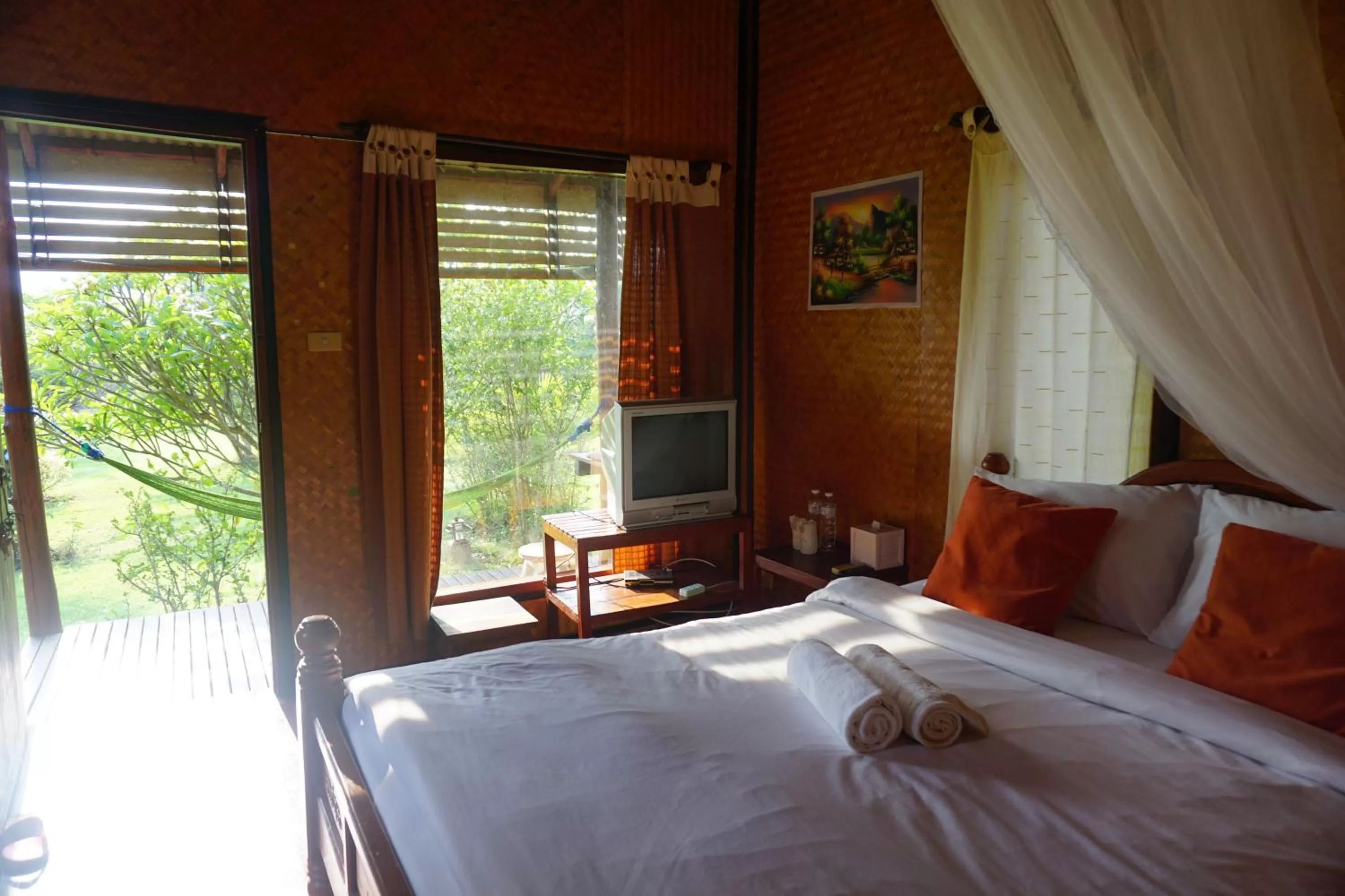 Photo of the whole room, Bed in Romantic Time Mountain Resort