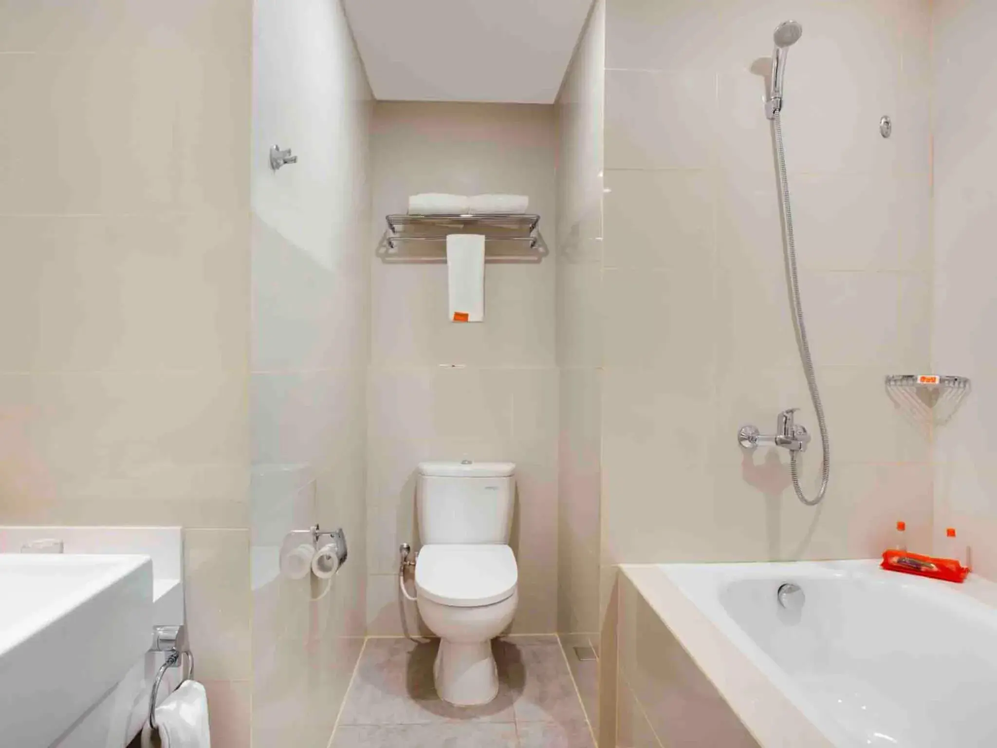 Bathroom in HARRIS Hotel Sentraland