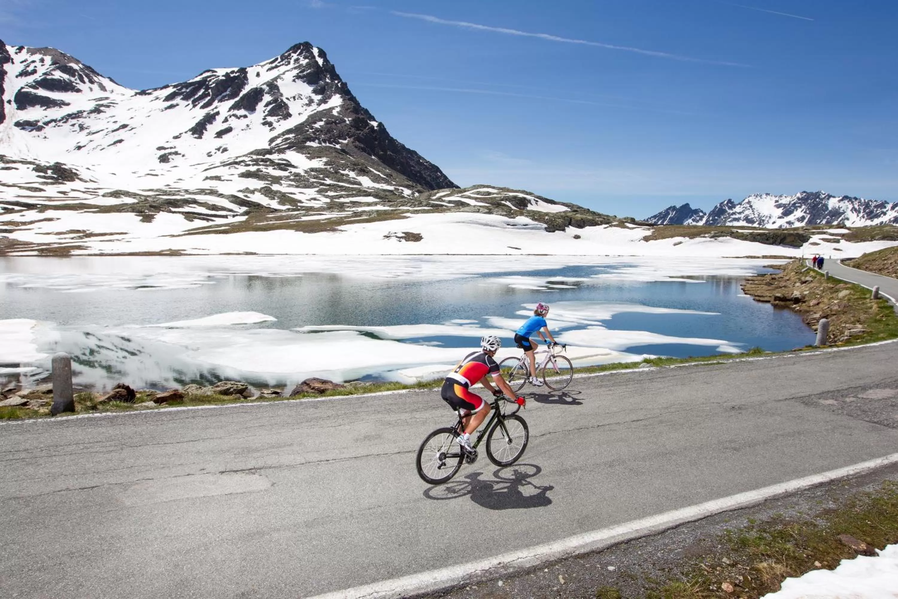 Cycling in Meublè Garnì Della Contea