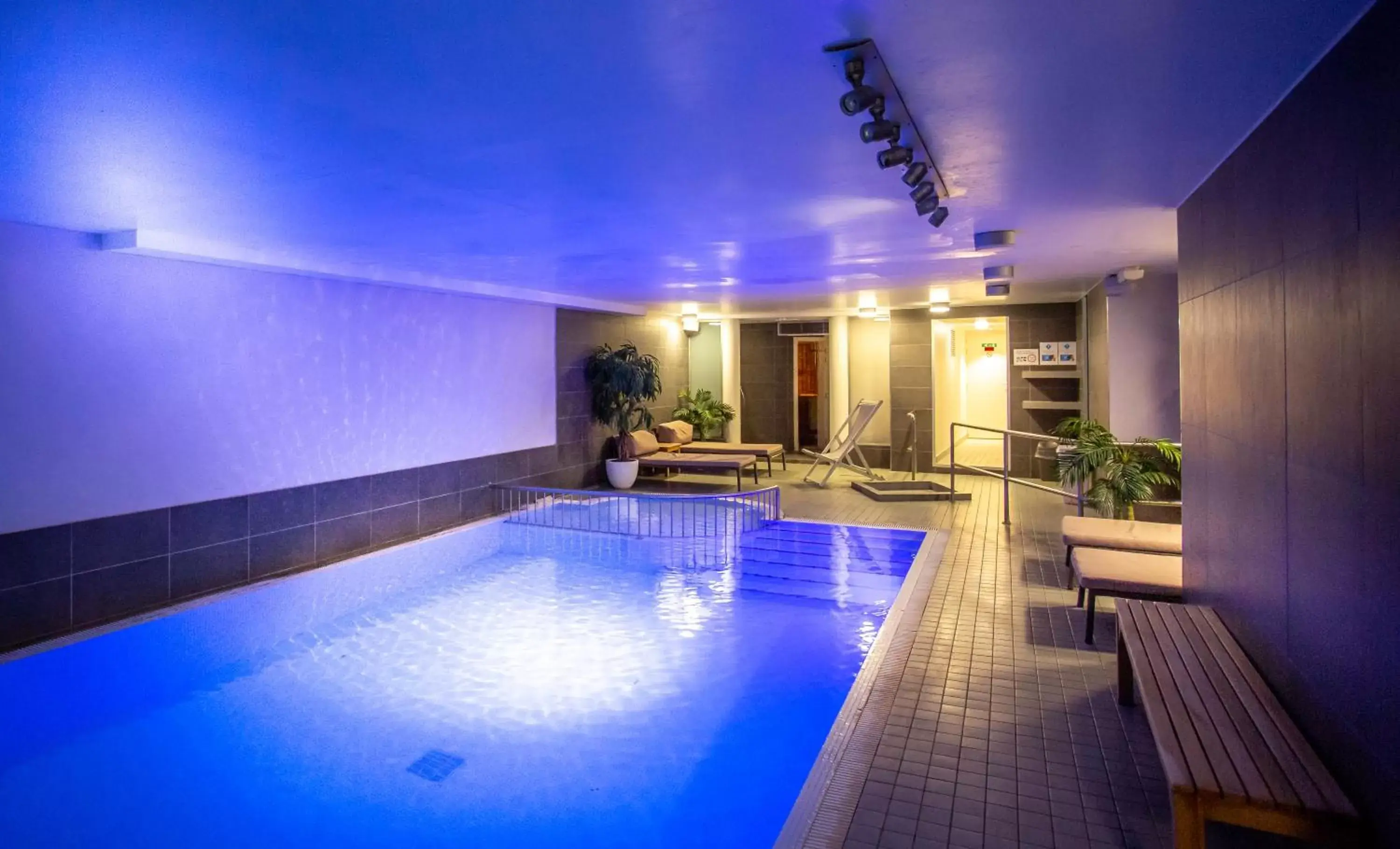 Swimming Pool in Hotel Saint Sauveur by WP Hotels