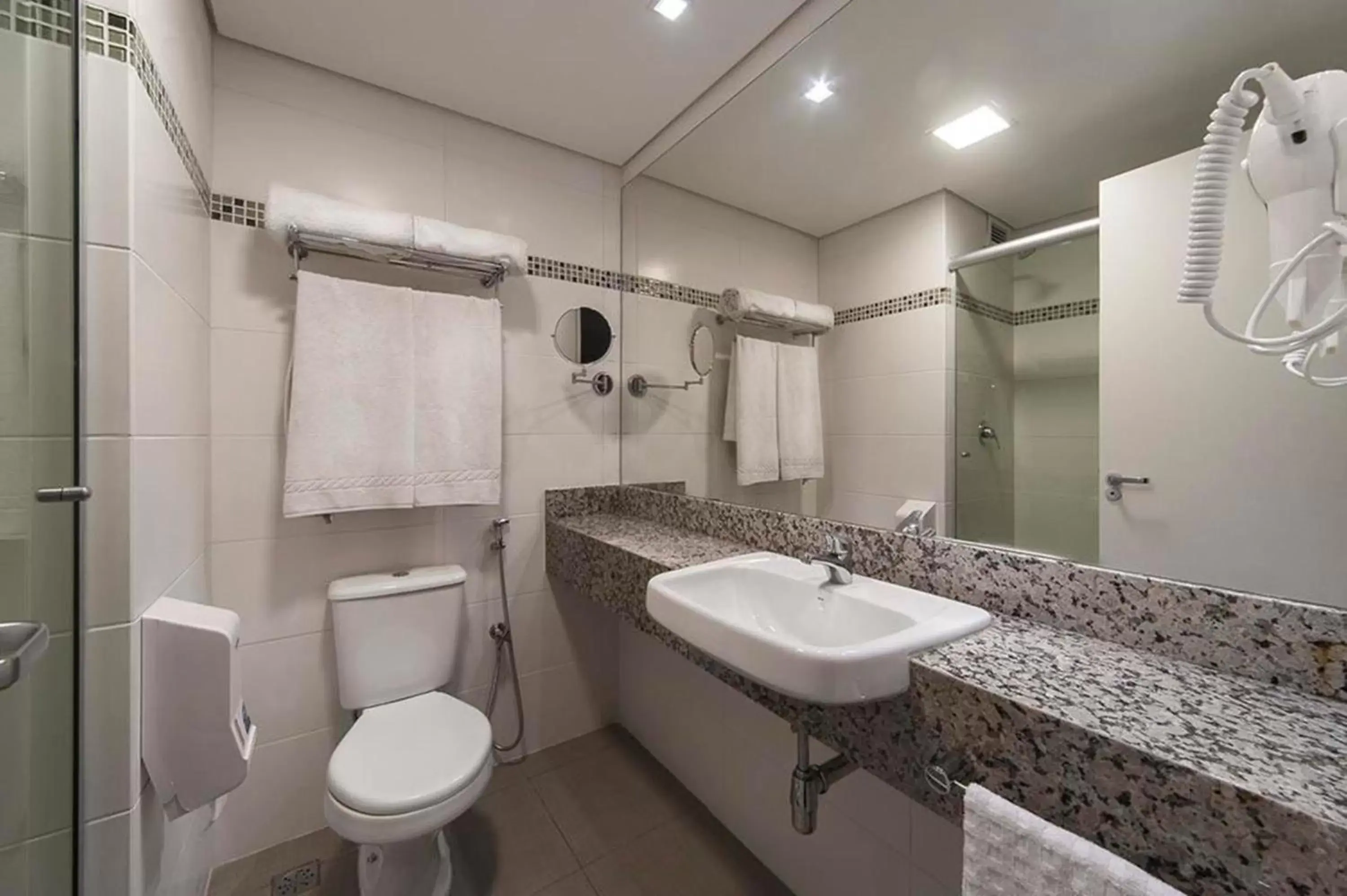 Bathroom in Hotel Laghetto Moinhos