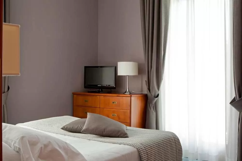 Bed in Hotel Villa Luisa