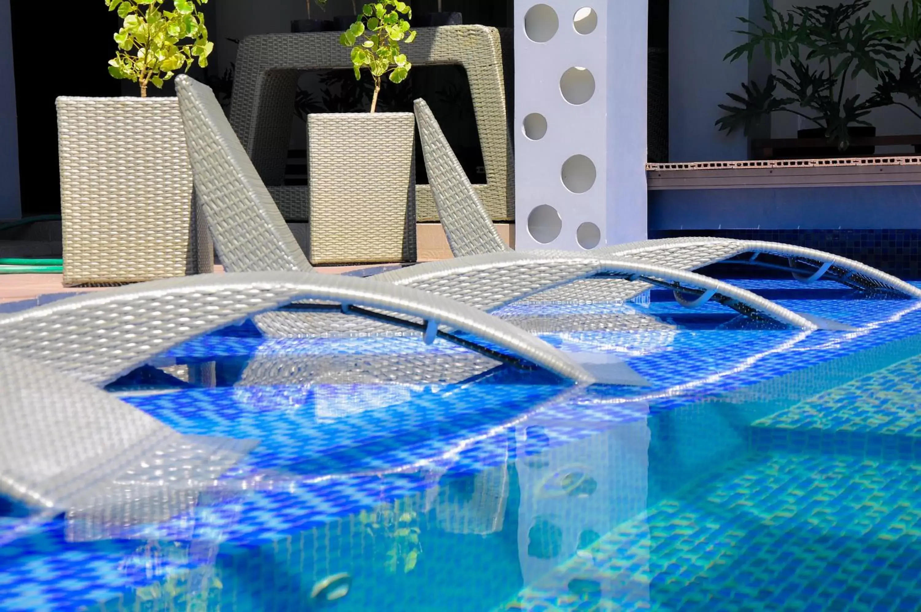Swimming pool, Patio/Outdoor Area in Eloisa Royal Suites