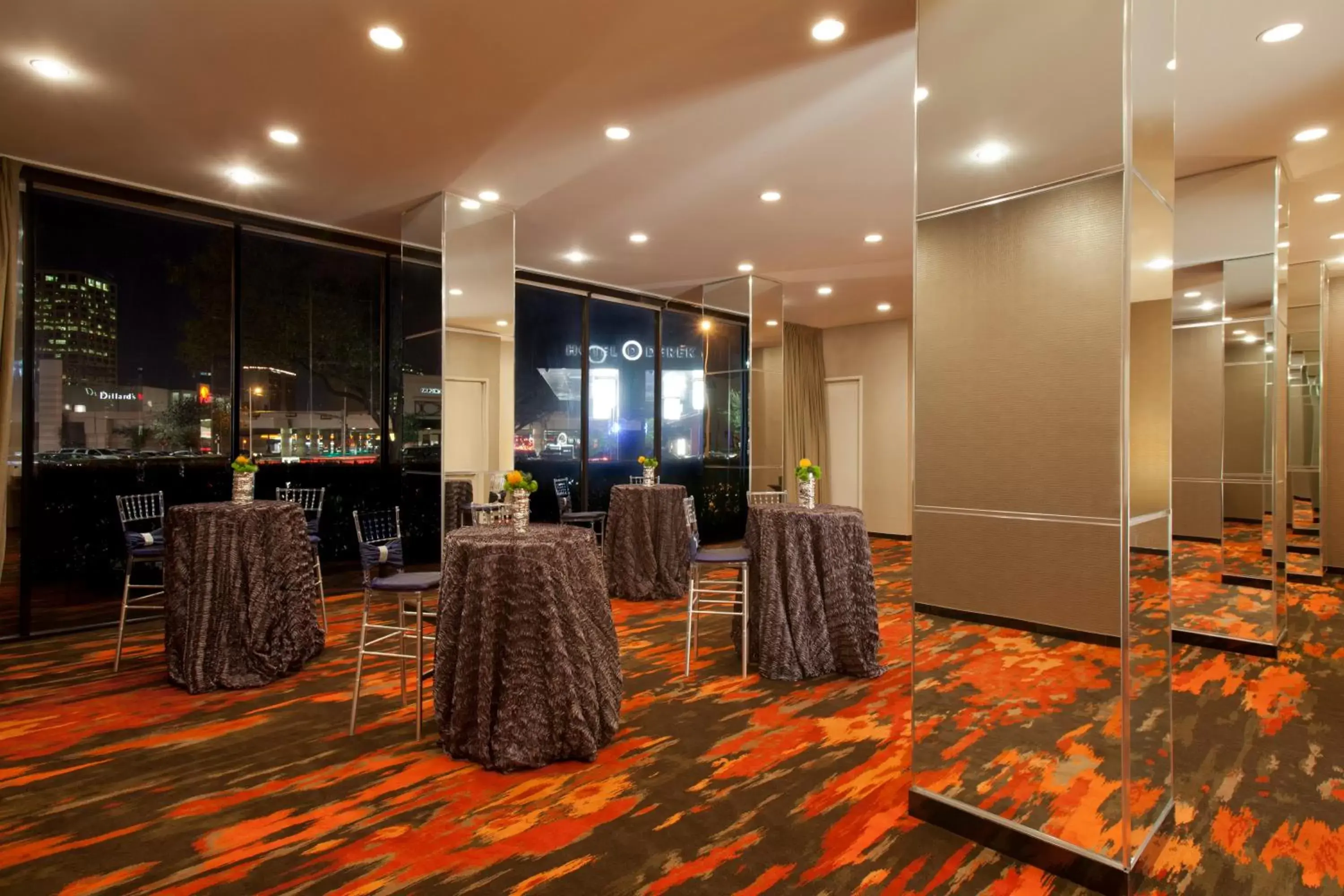 Banquet/Function facilities in Hotel Derek Houston Galleria