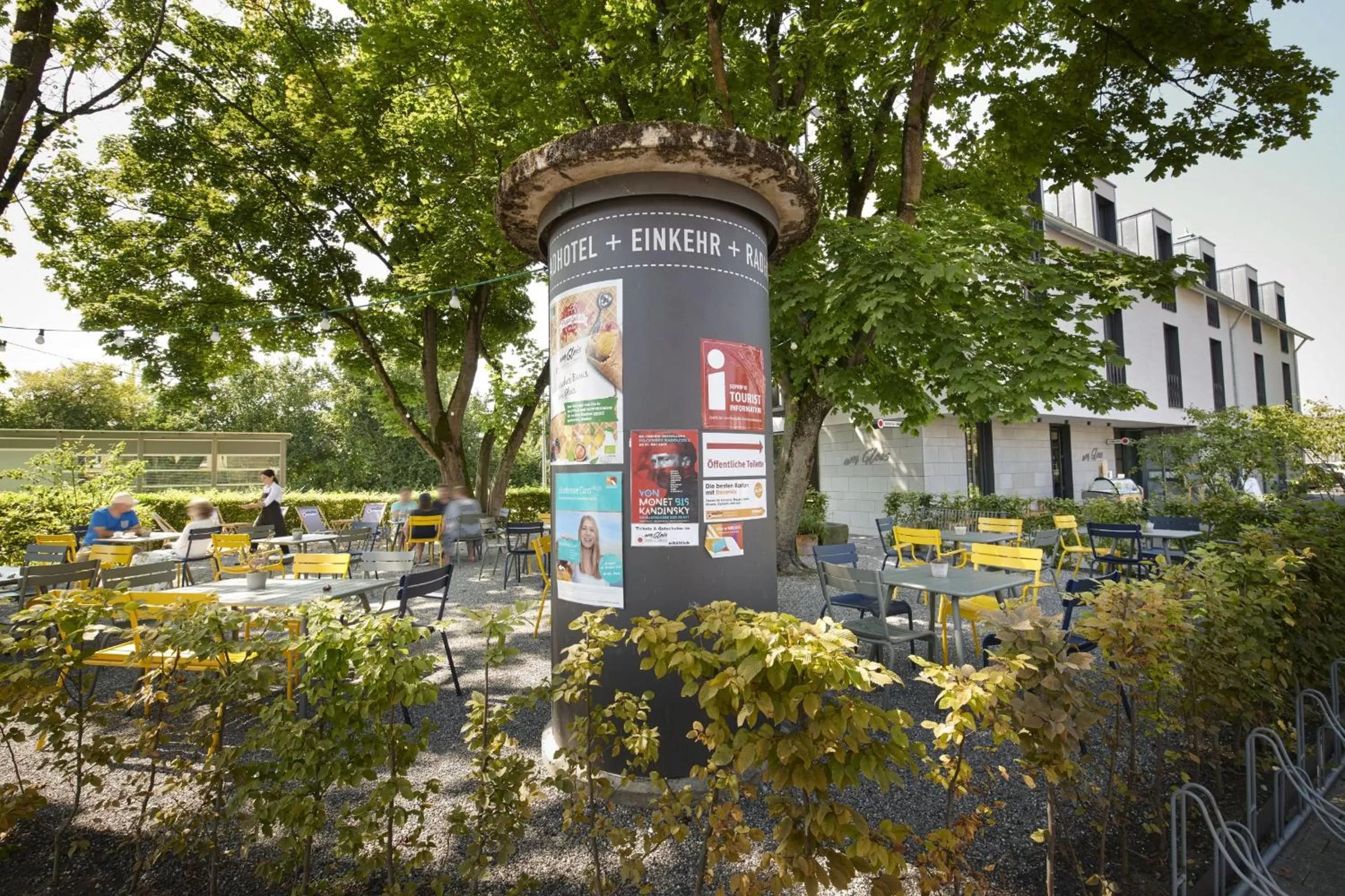 Property building in Radhotel am Gleis