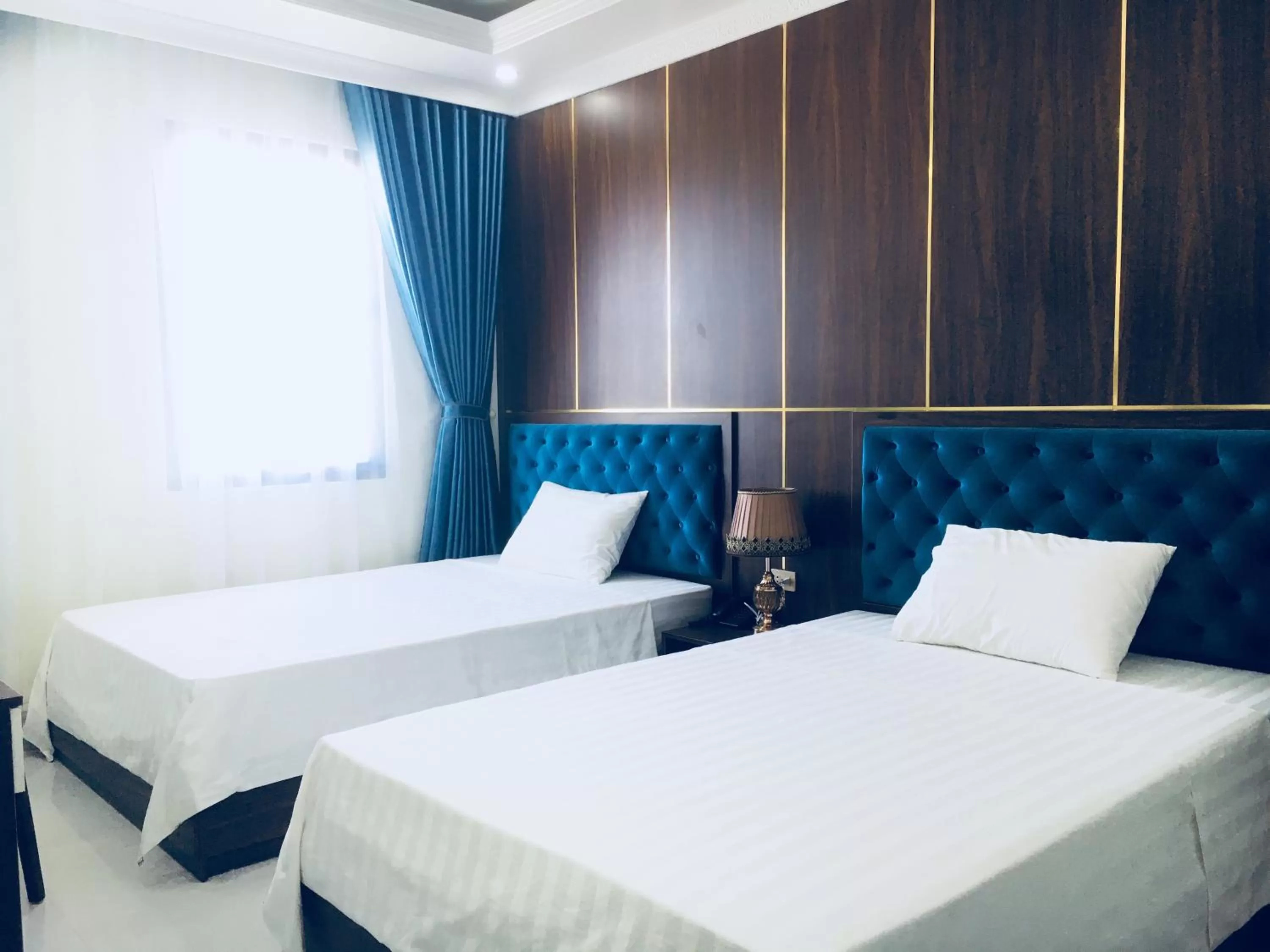 Bed in May House Hotel