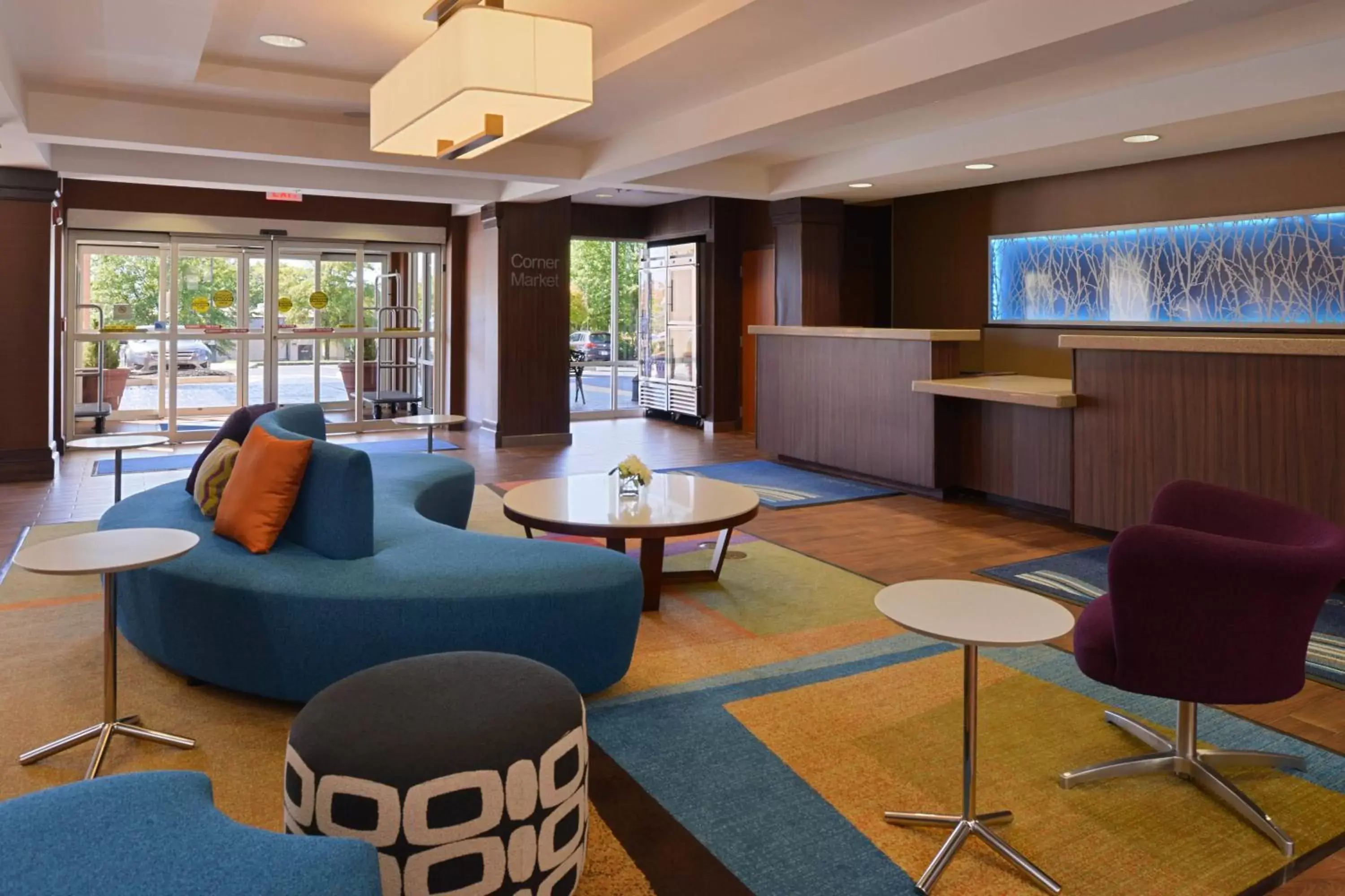 Lobby or reception, Lounge/Bar in Fairfield Inn & Suites by Marriott Anderson Clemson