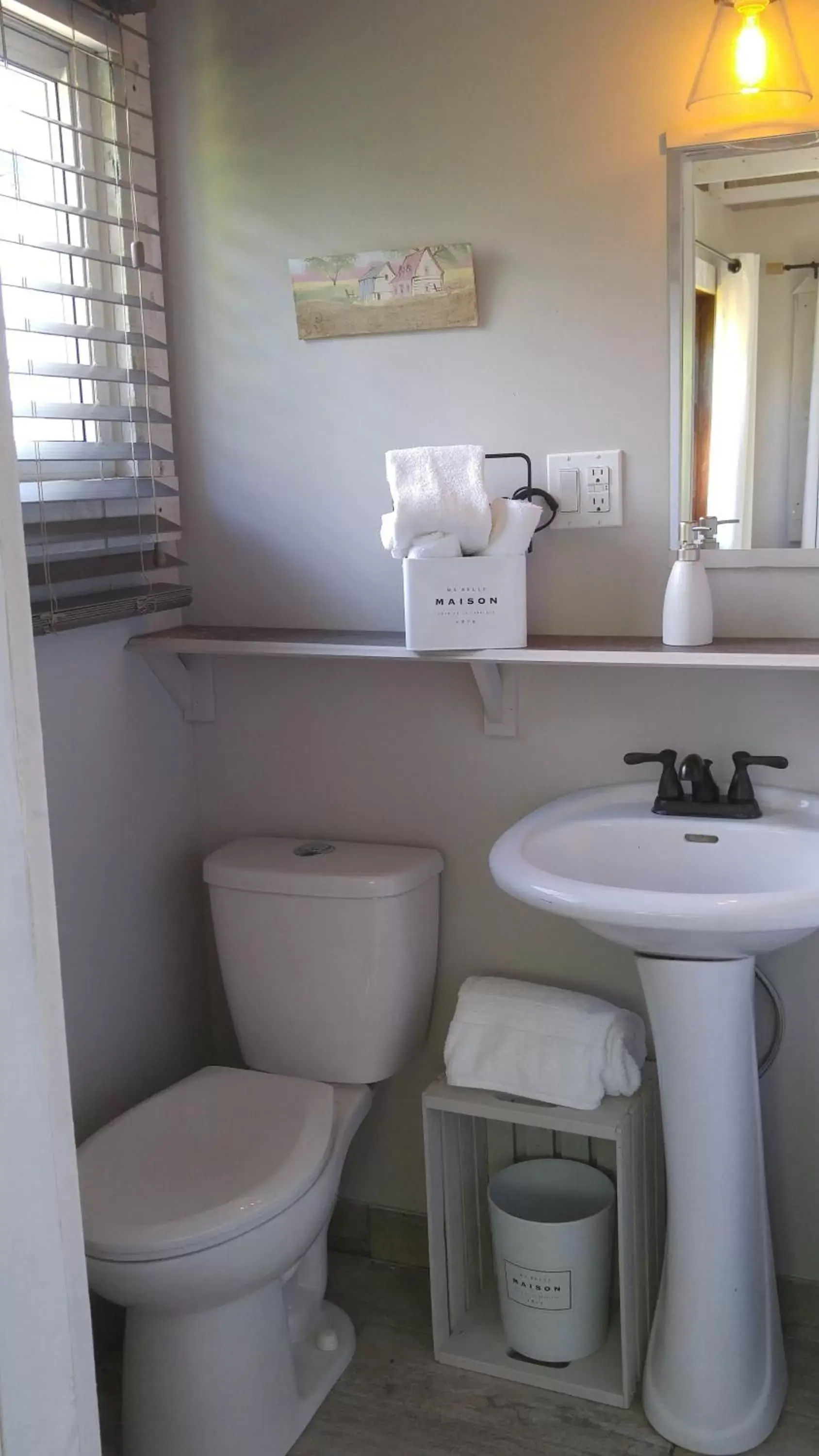 Decorative detail, Bathroom in Domaine de la Baie, Les Suites