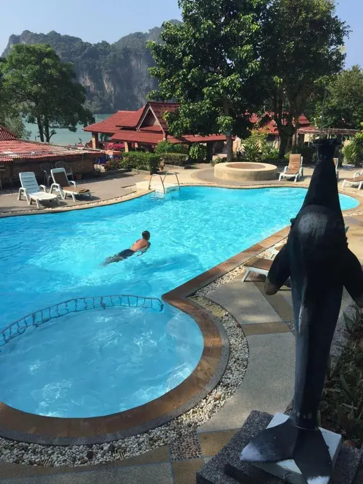 Swimming Pool in Railay Viewpoint Resort