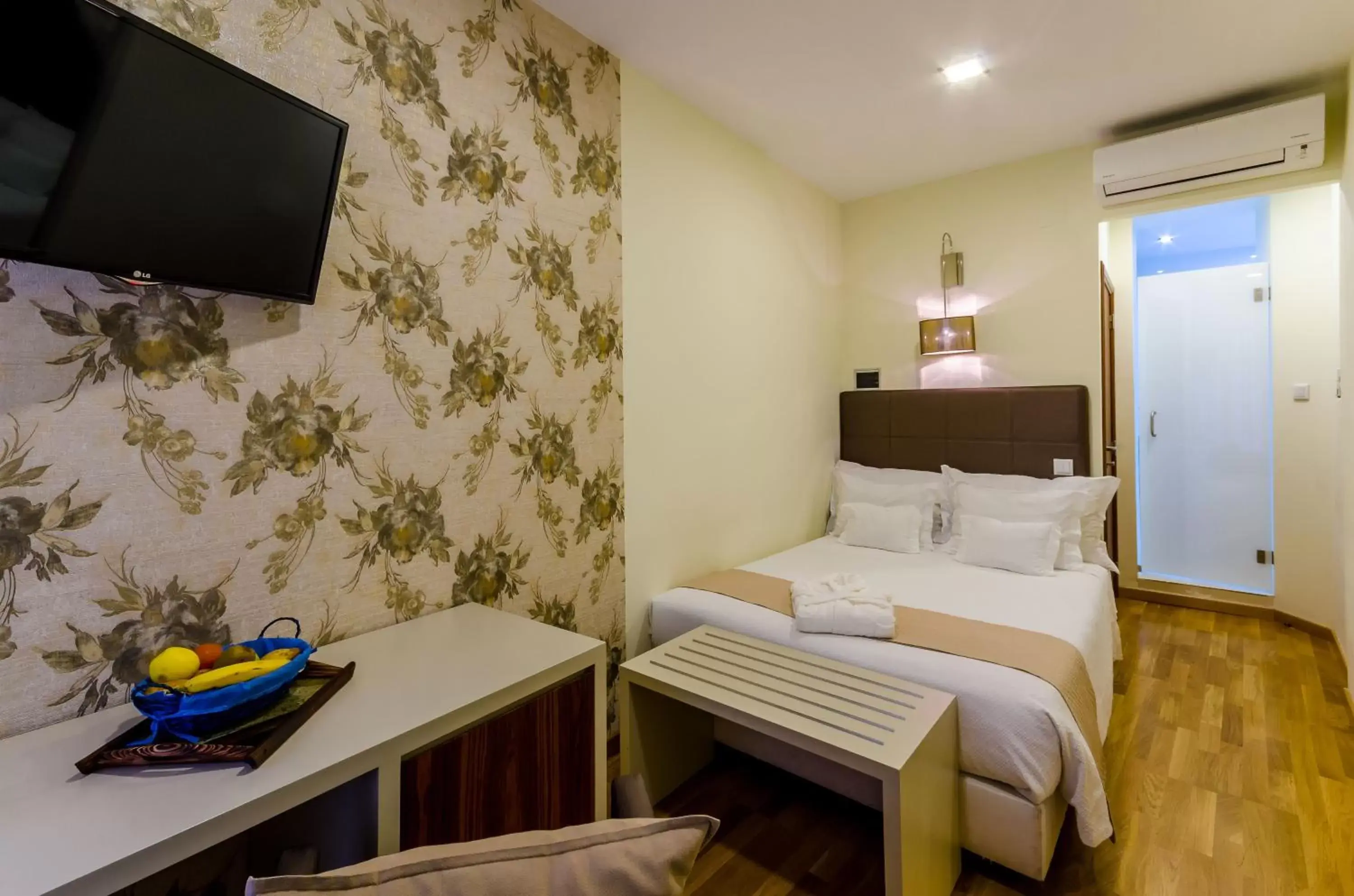 Standard Single Room in Hotel Borges Chiado