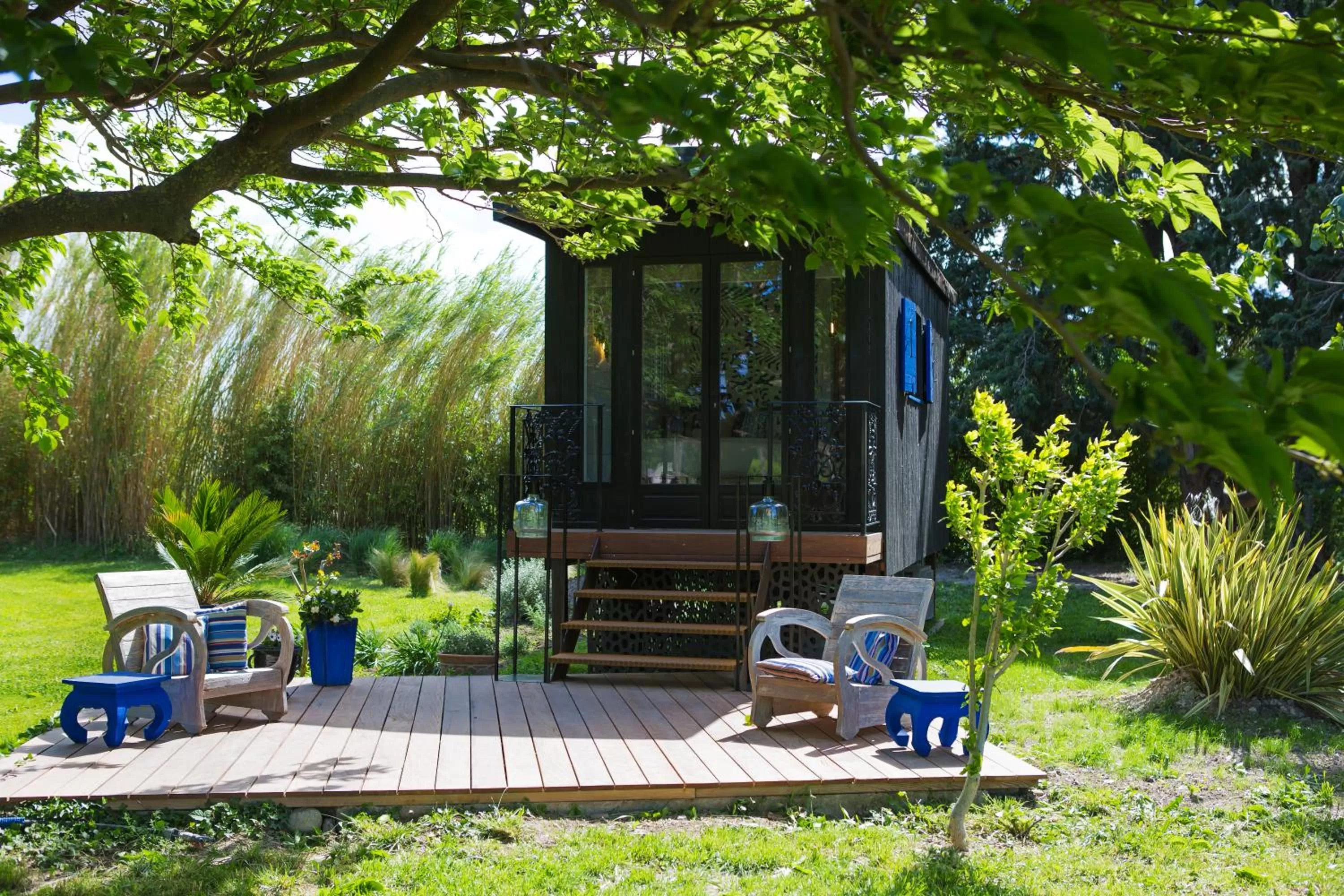 Garden in Sous les Platanes B&B