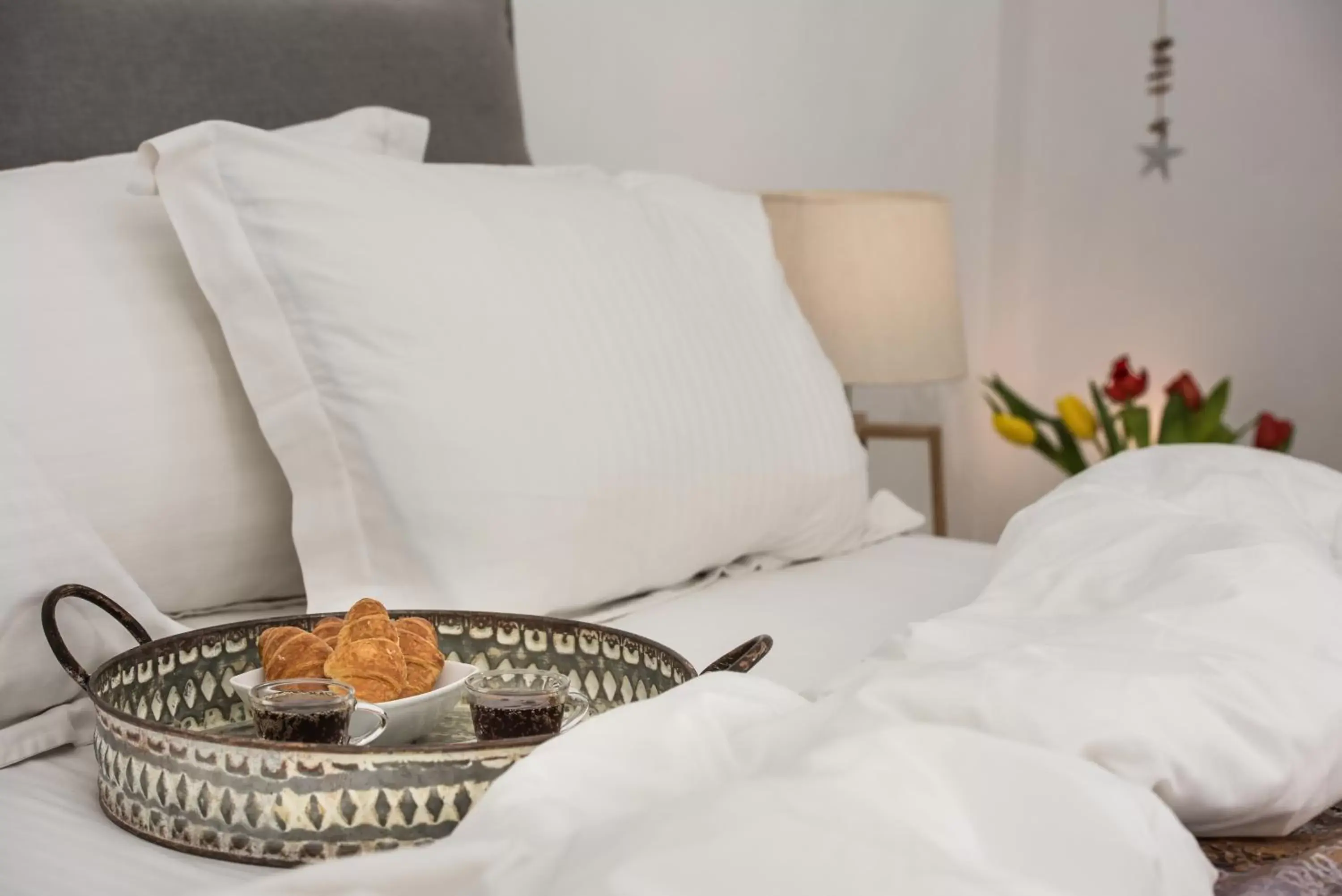 Property building, Bed in Adamant Suites Property building, Bed in Adamant Suites