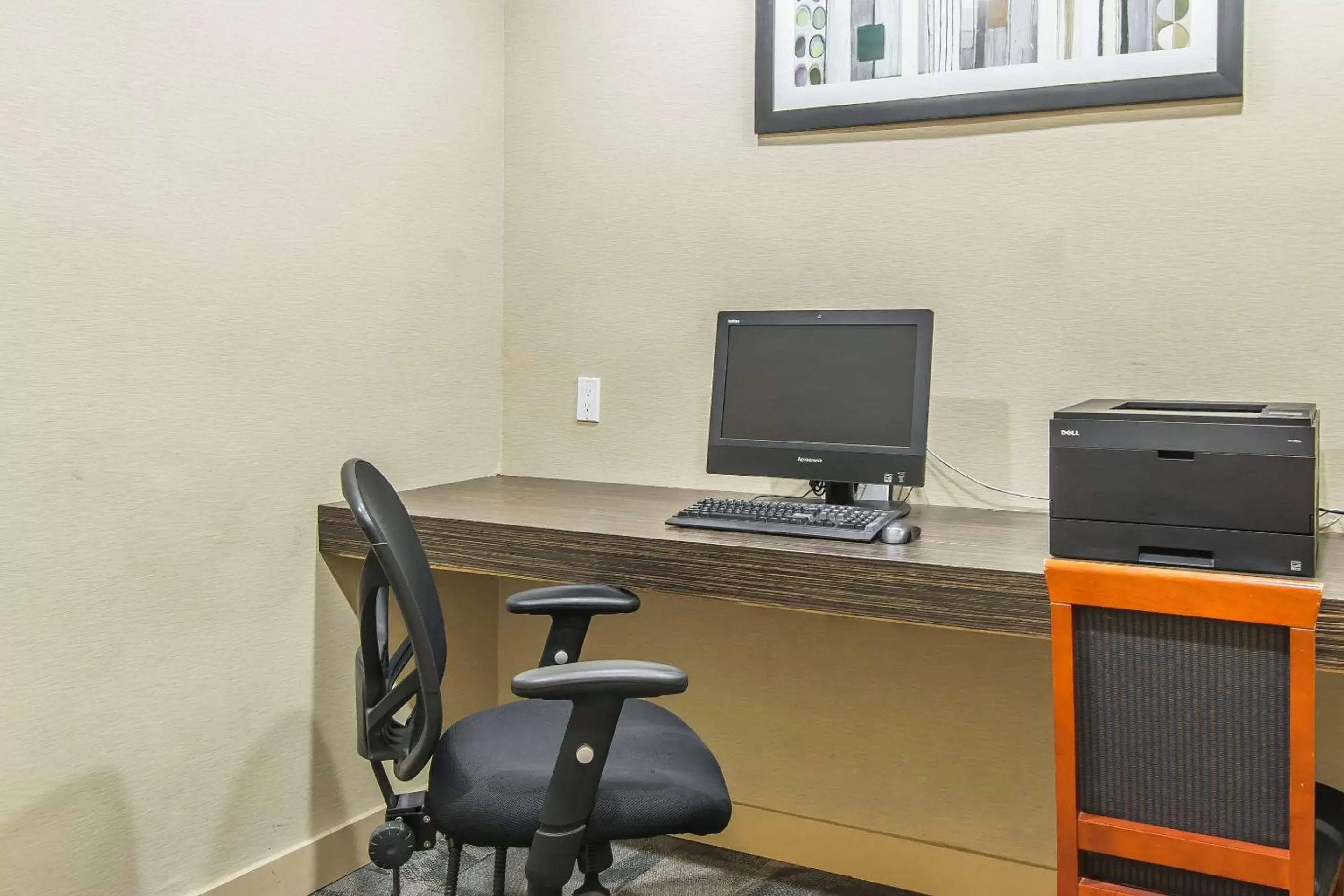 Business facilities, Business Area/Conference Room in Comfort Suites Downtown