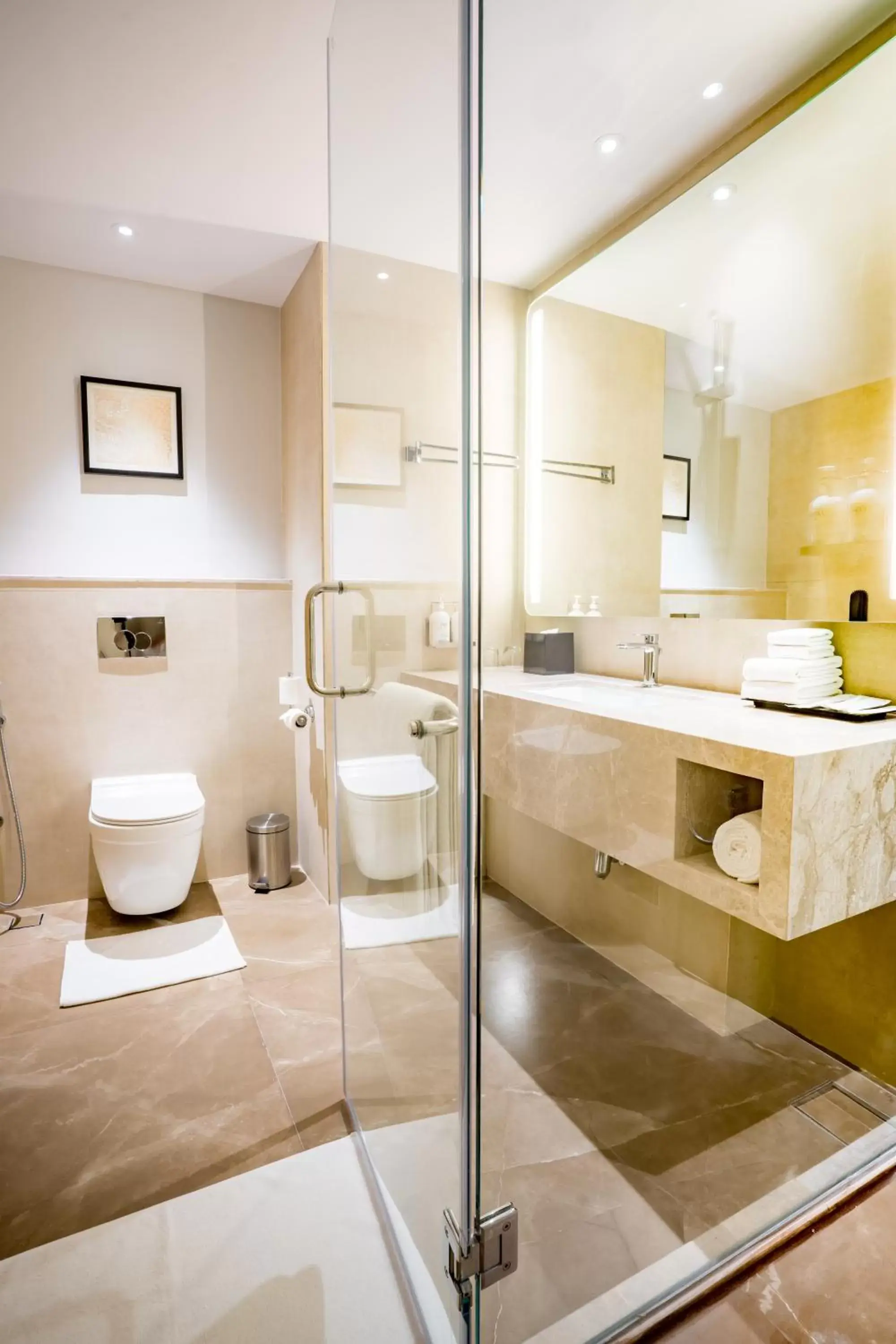Shower, Bathroom in Holiday Inn Lucknow Airport, an IHG Hotel