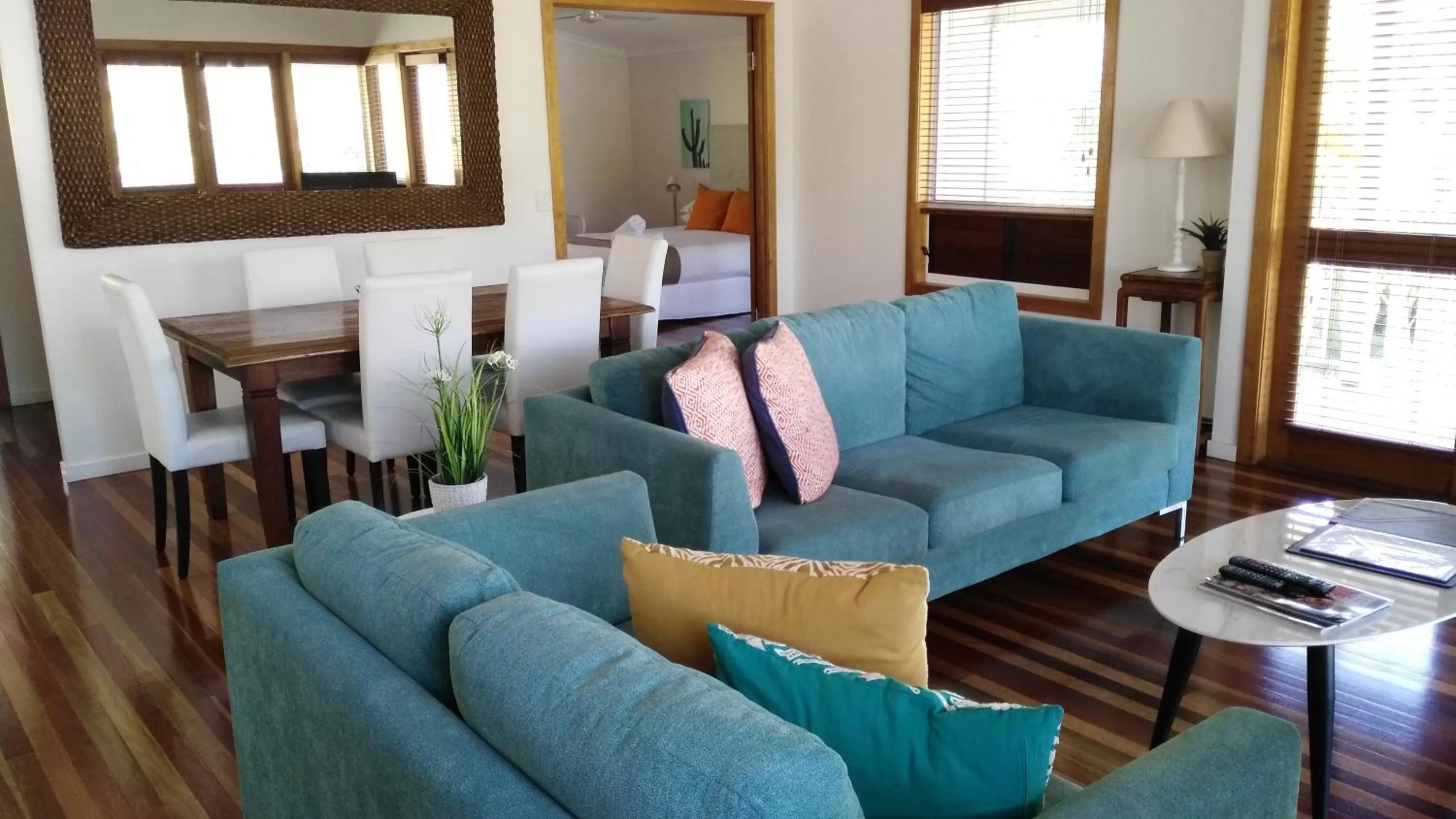 Living room in South Pacific Resort & Spa Noosa