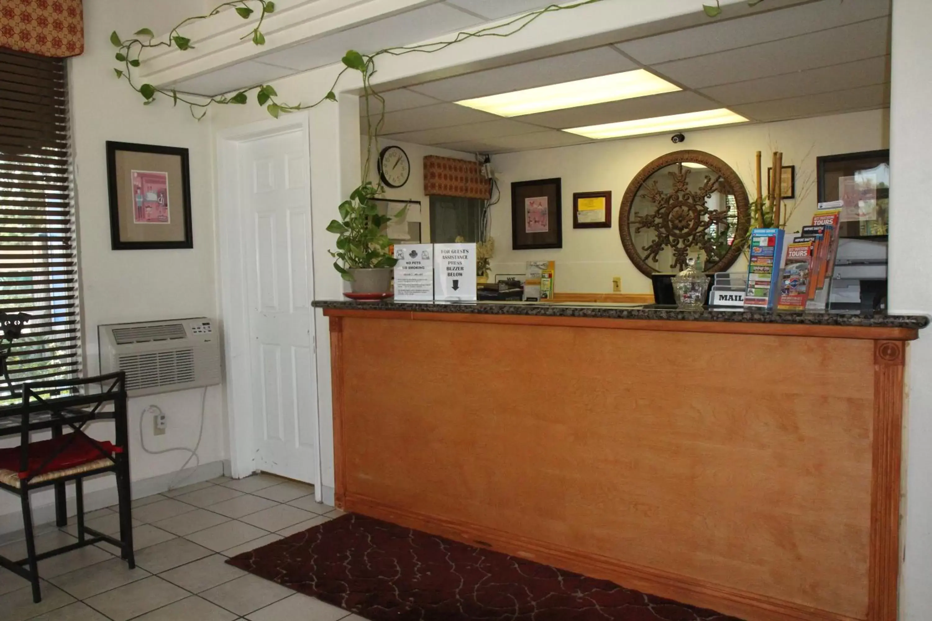 Lobby or reception, Lobby/Reception in Anaheim Maingate Inn