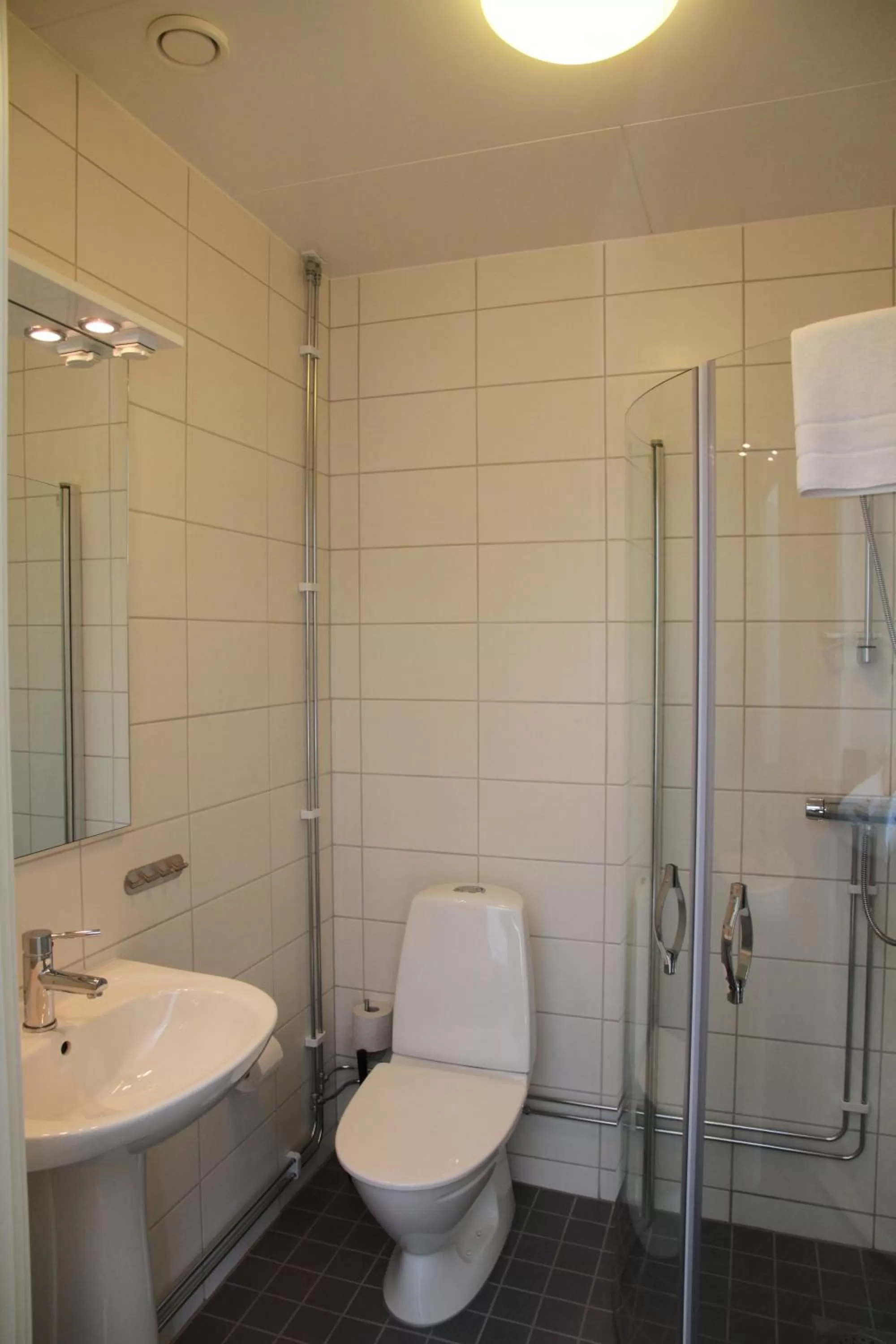 Bathroom in Flygplatshotellet