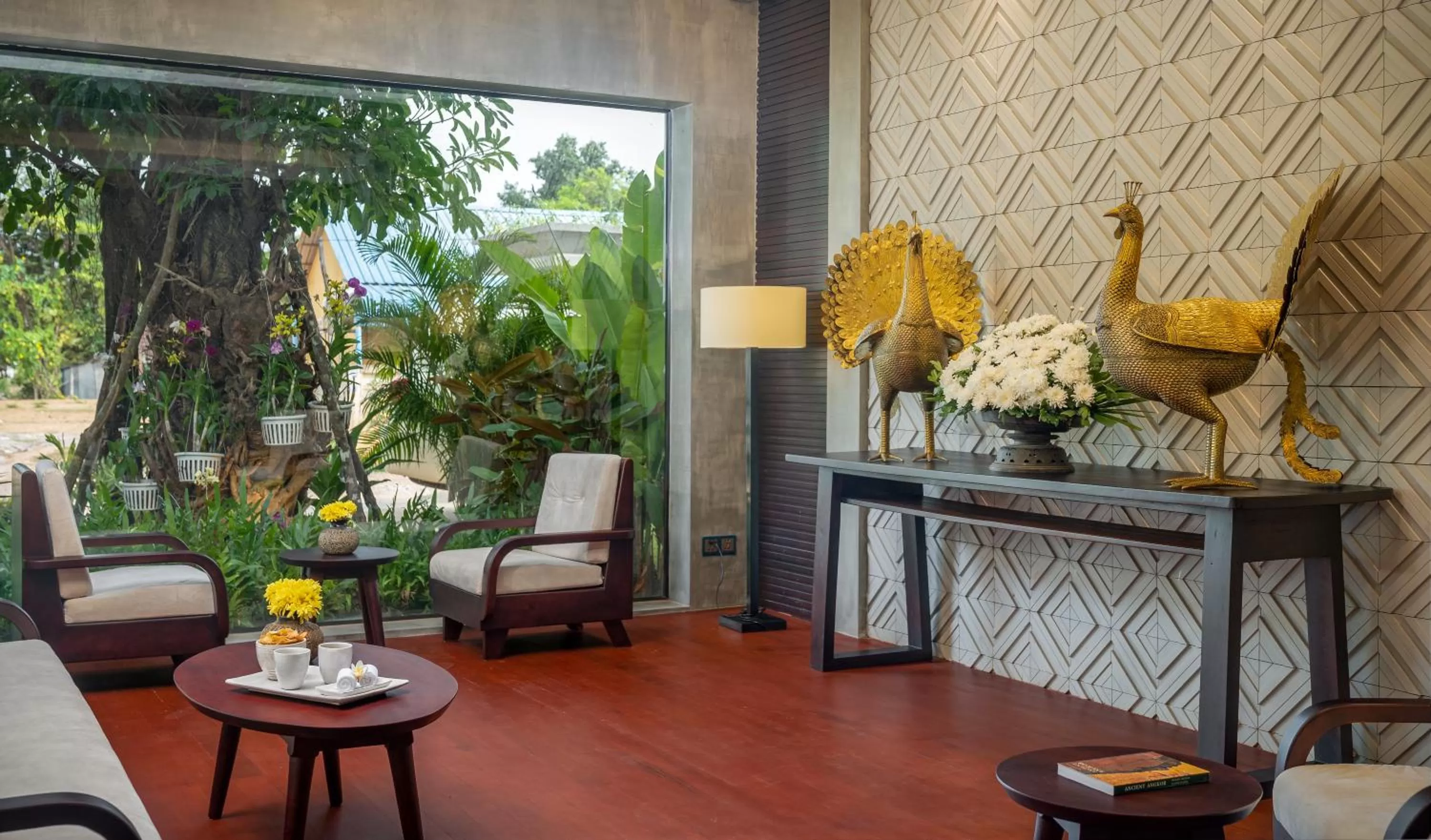 Seating area in Eightfold Urban Resort